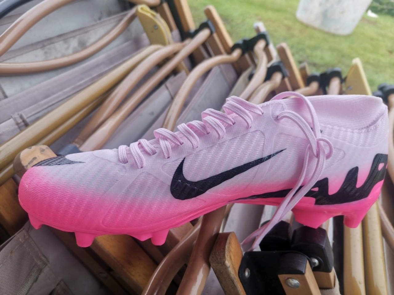 custom review-Nike Zoom Mercurial Superfly 9 Academy FG/MG 'Mad Brilliance Pack'