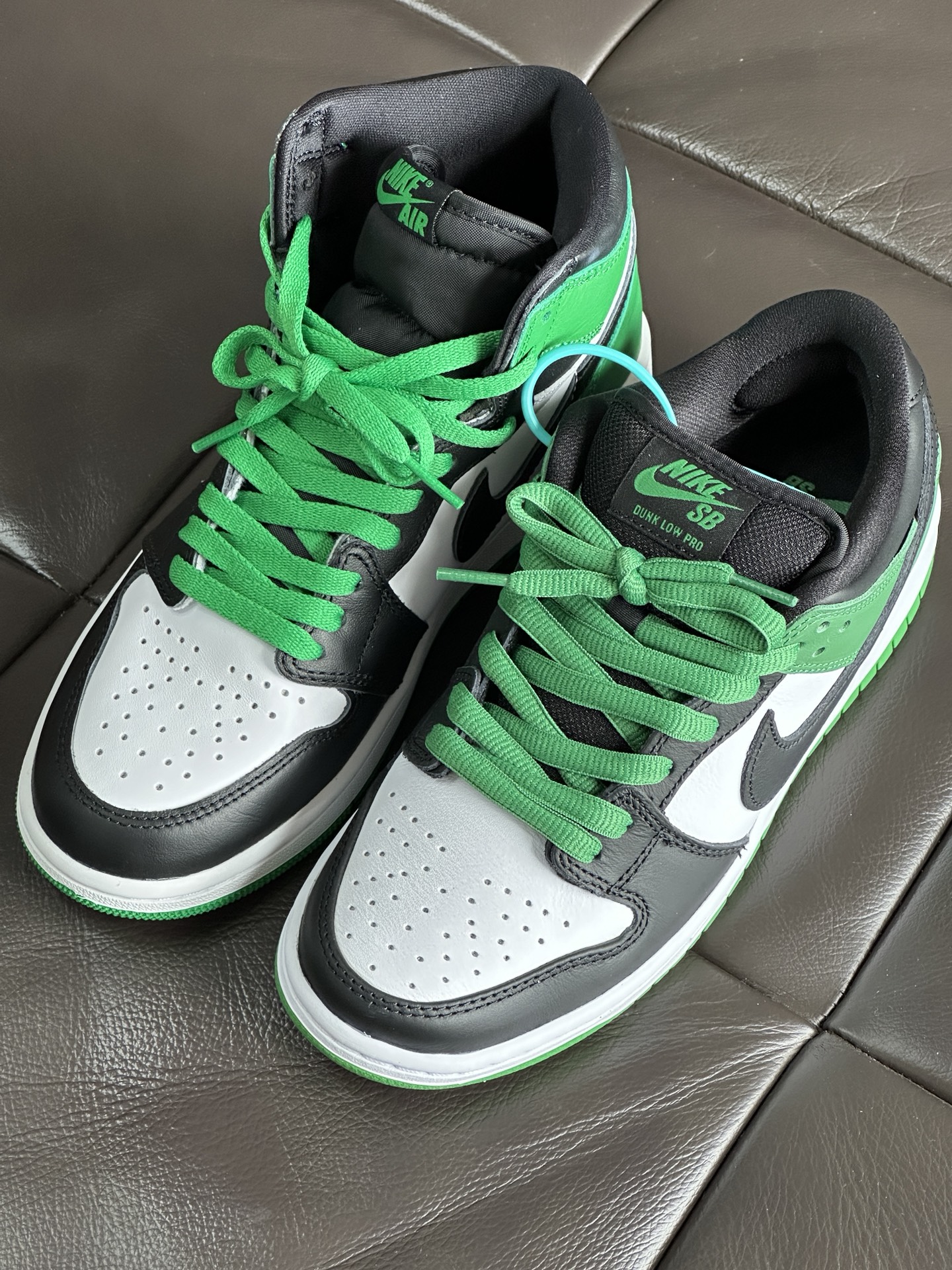 黑绿脚趾怎么选