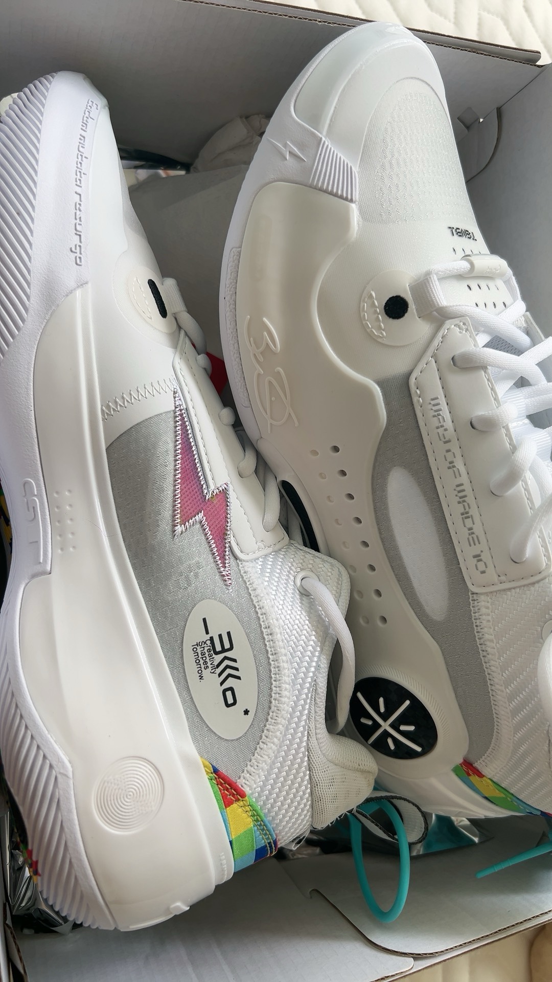 custom review-LiNing WOW 10 Way Of Wade 10 Anti Slip Wear Resistant Low Top Basketball Shoes Men's White Gray