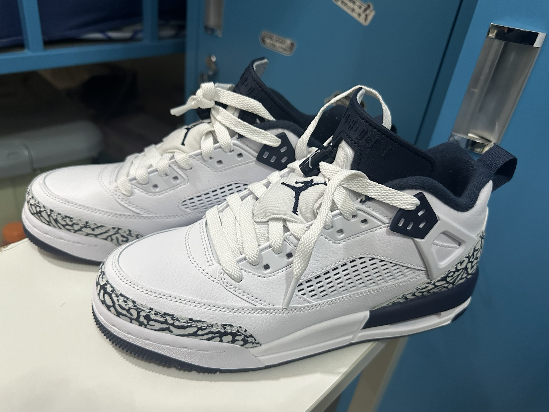 custom review-Джордан Spizike Slip-Resistant Shock Absorbers Низкий Топ Детские Баскетбольные Кроссовки Синий Белый