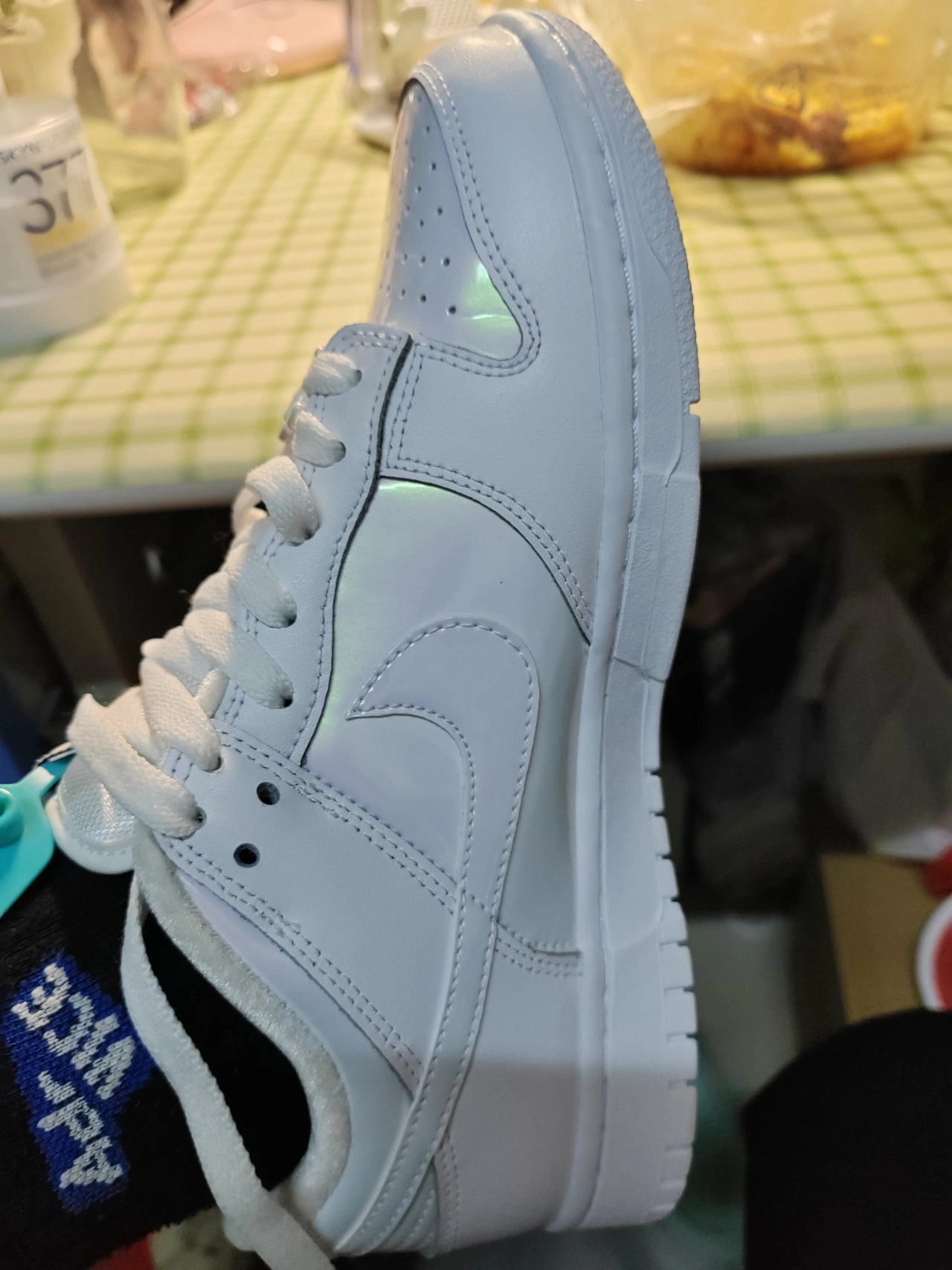 custom review-NIKE Dunk SE Противоскользящий Амортизация Устойчивый к истиранию Дышащий Низкий Топ Скейтбординг Кроссовки Женские Белые