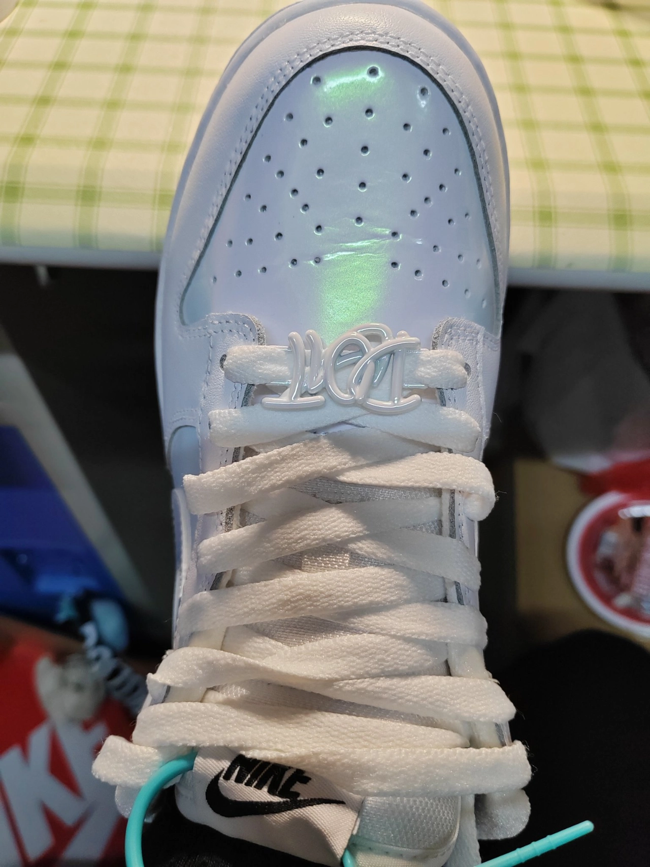 custom review-NIKE Dunk SE Противоскользящий Амортизация Устойчивый к истиранию Дышащий Низкий Топ Скейтбординг Кроссовки Женские Белые