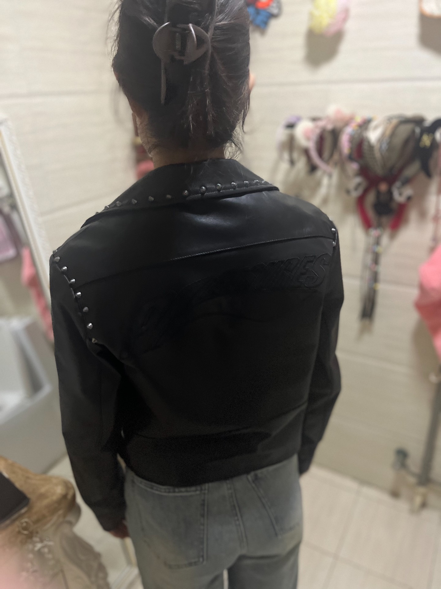 custom review-Li NING X Pleasures Кожаная Куртка Женская Черная