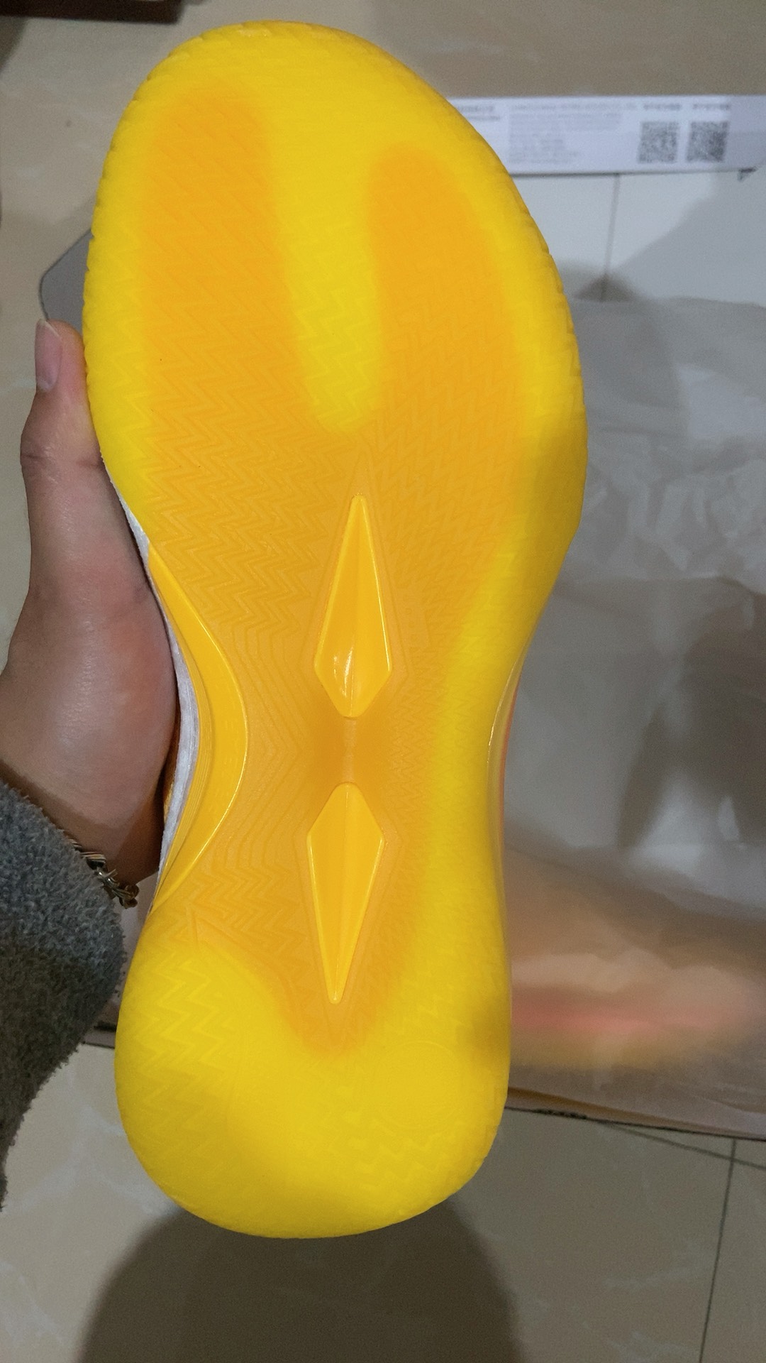 custom review-LINING LiRen 4 V2 Low 'Mango Yellow'