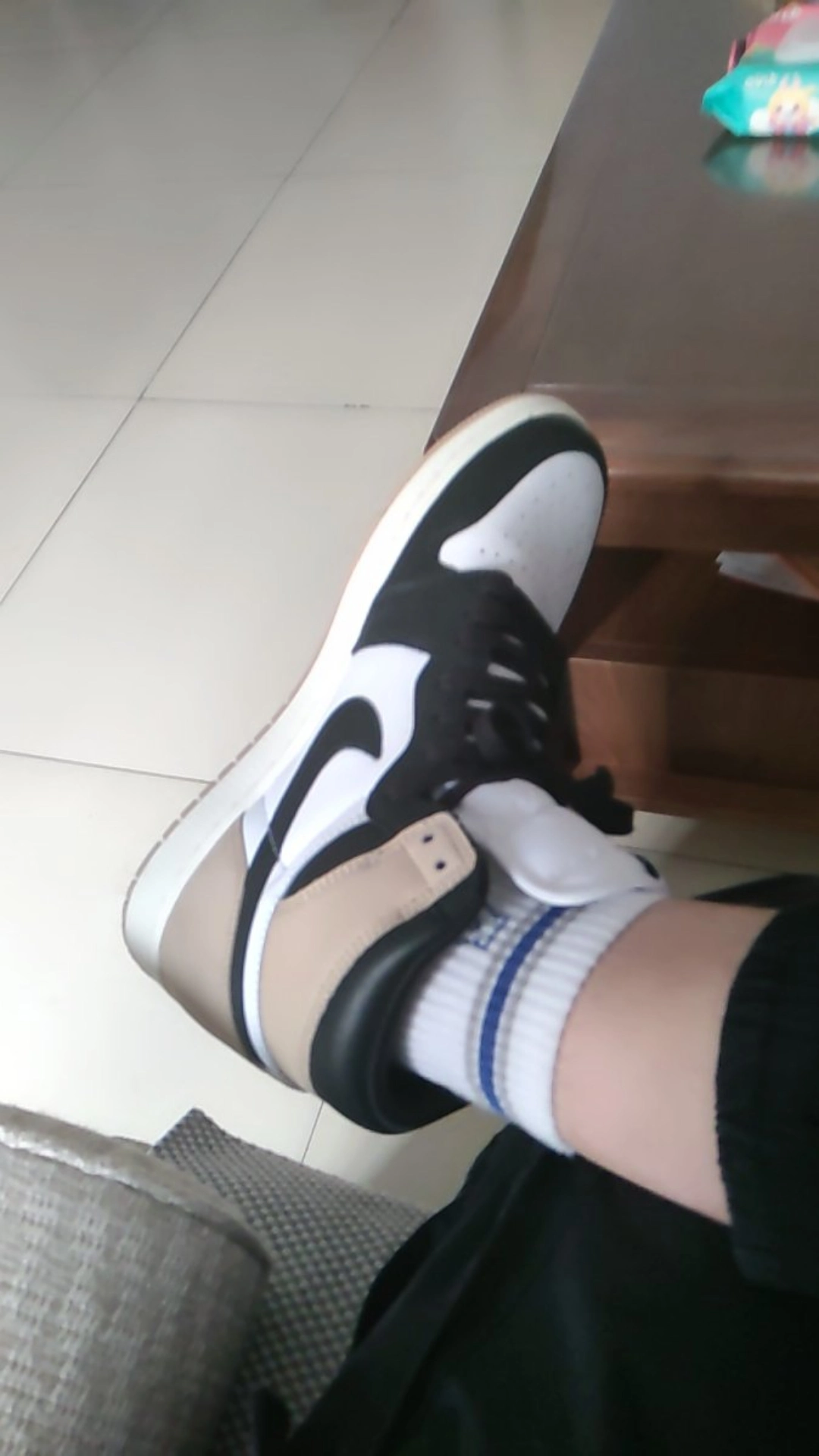 custom review-Air Jordan 1 High OG WMNS 'Latte'