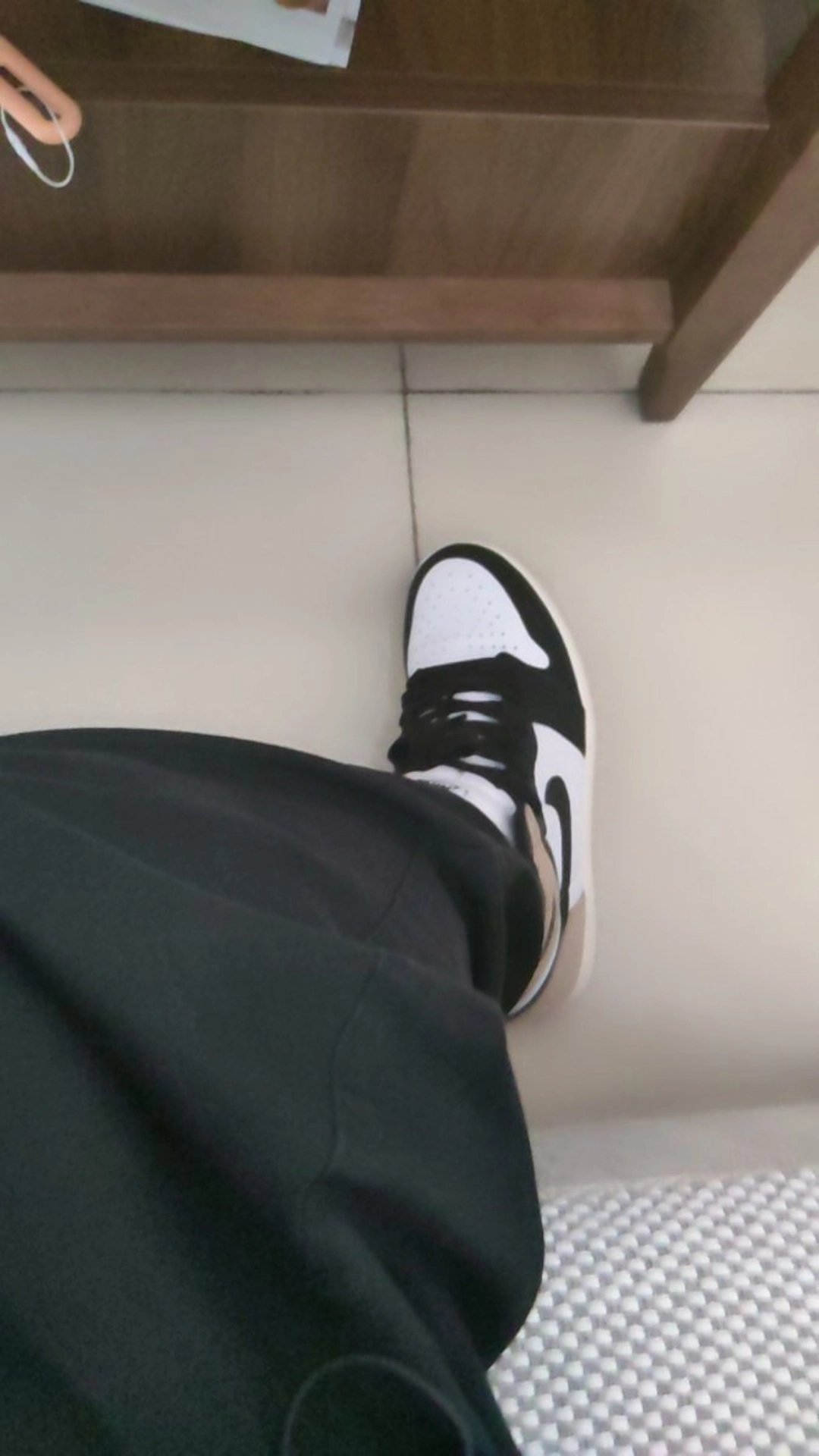 custom review-Air Jordan 1 High OG WMNS 'Latte'