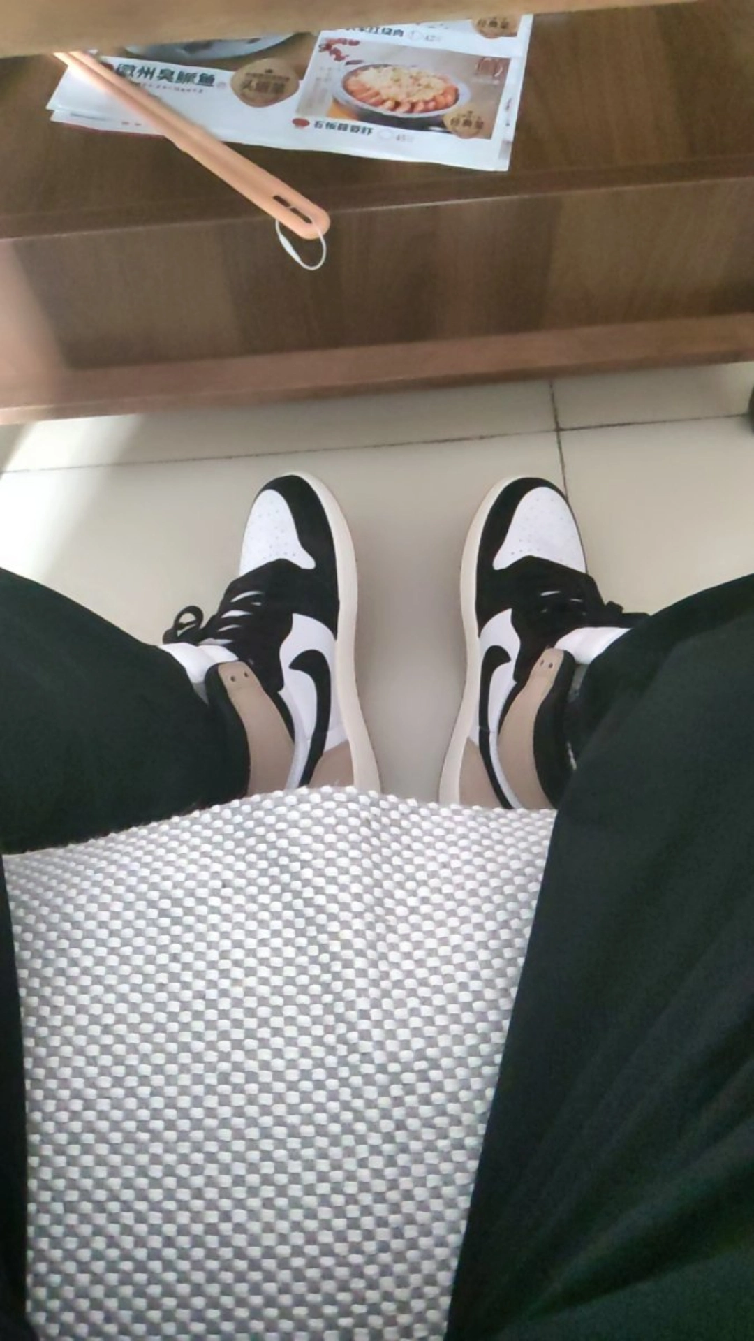 custom review-Air Jordan 1 High OG WMNS 'Latte'