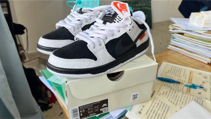 custom review-TIGHTBOOTH x Nike Dunk SB Low Амортизация Износостойкий Низкий Топ Скейтборд Кроссовки Унисекс Черный Белый