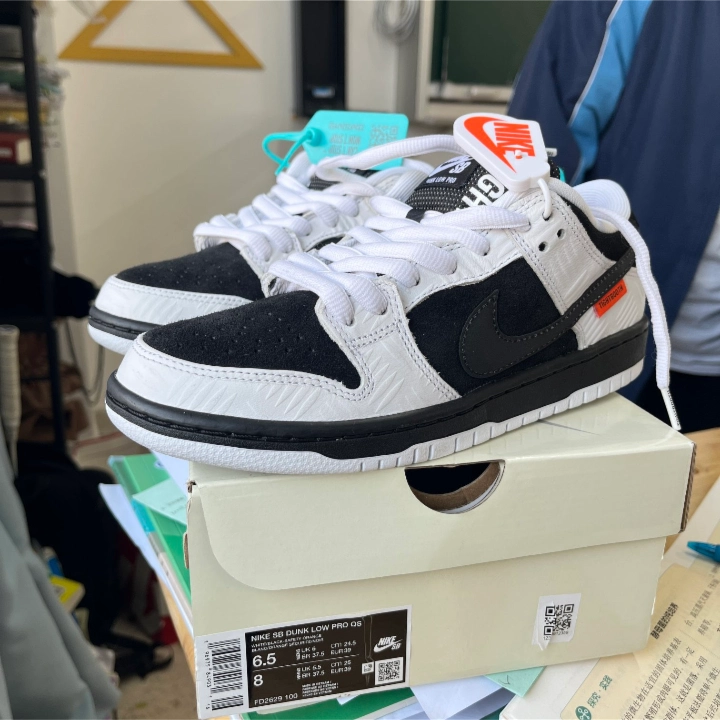 custom review-TIGHTBOOTH x Nike Dunk SB Low Амортизация Износостойкий Низкий Топ Скейтборд Кроссовки Унисекс Черный Белый