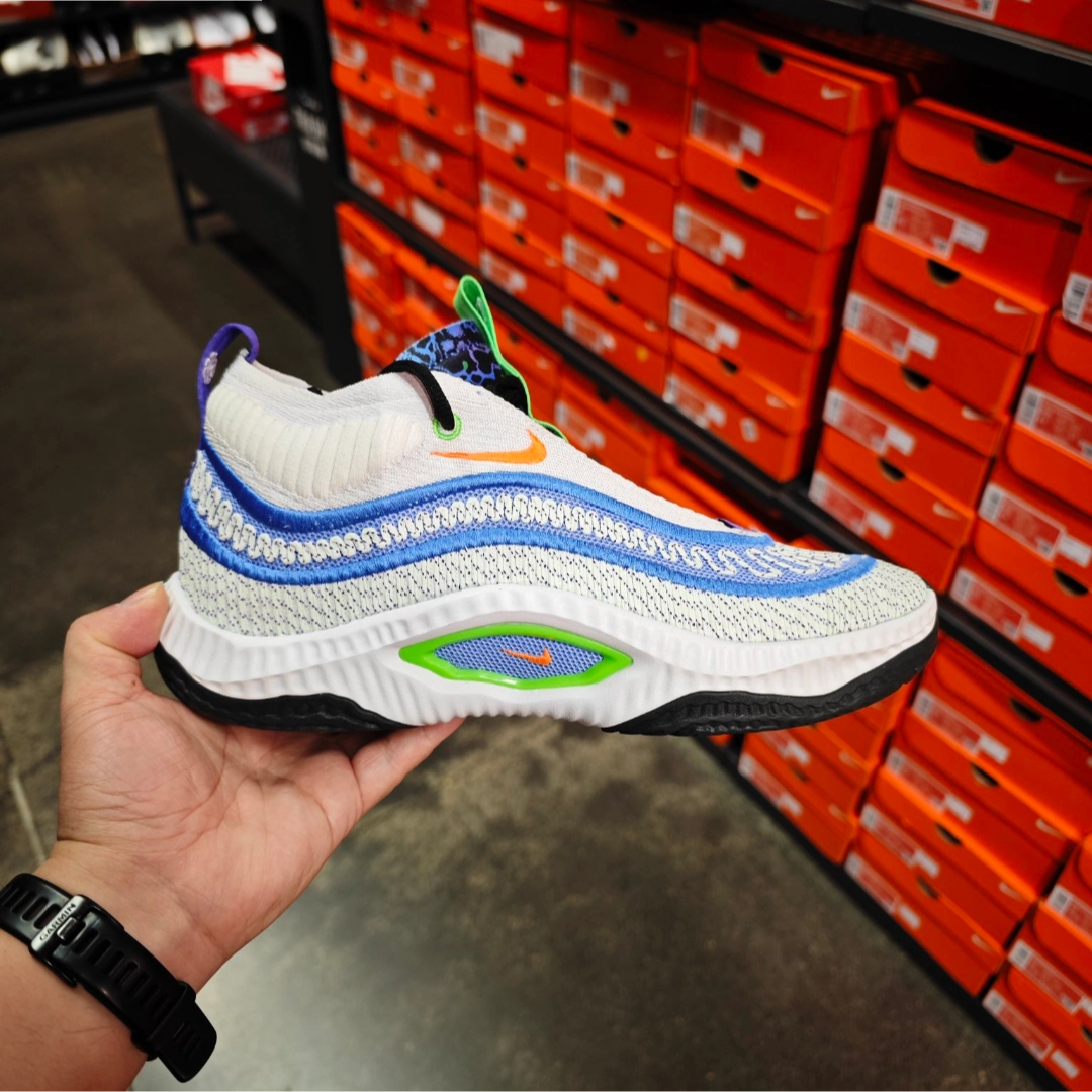 耐克垃圾鞋三代虽然不难看