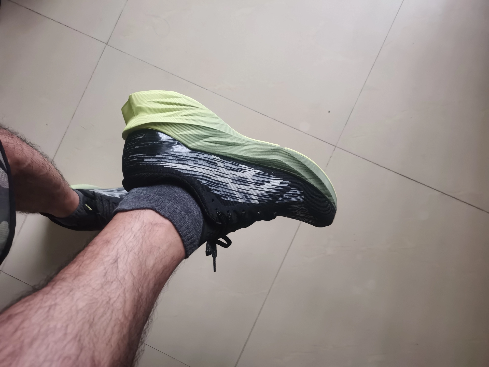 custom review-Asics Novablast 3 Сетка Низкий Топ Беговые Кроссовки Мужские Черные Зеленые