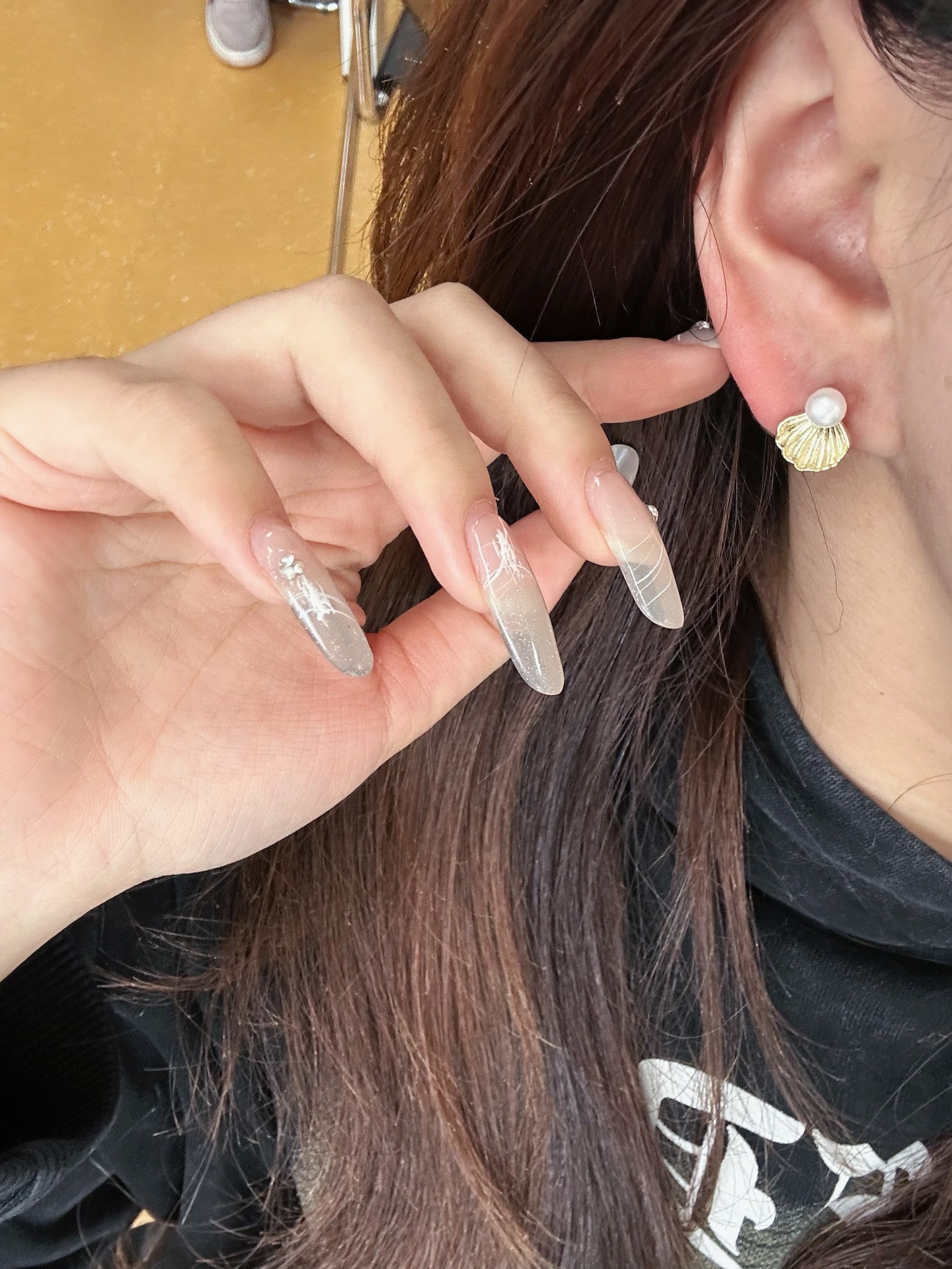 这贝壳珍珠耳钉我真是陷进去了