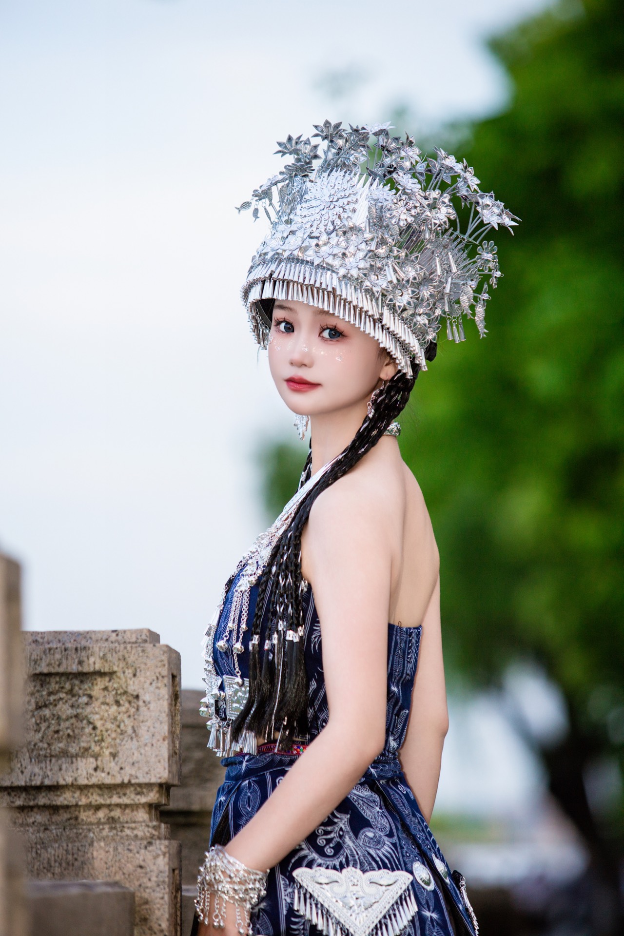 浅当一下苗族阿妹吧