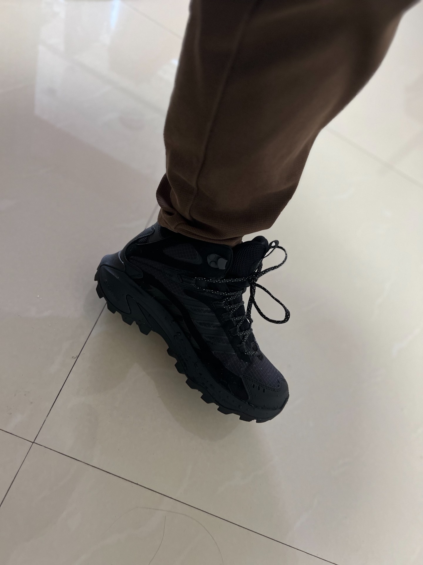 custom review-MERRELL Уличная обувь MID Топ Черный Мужской