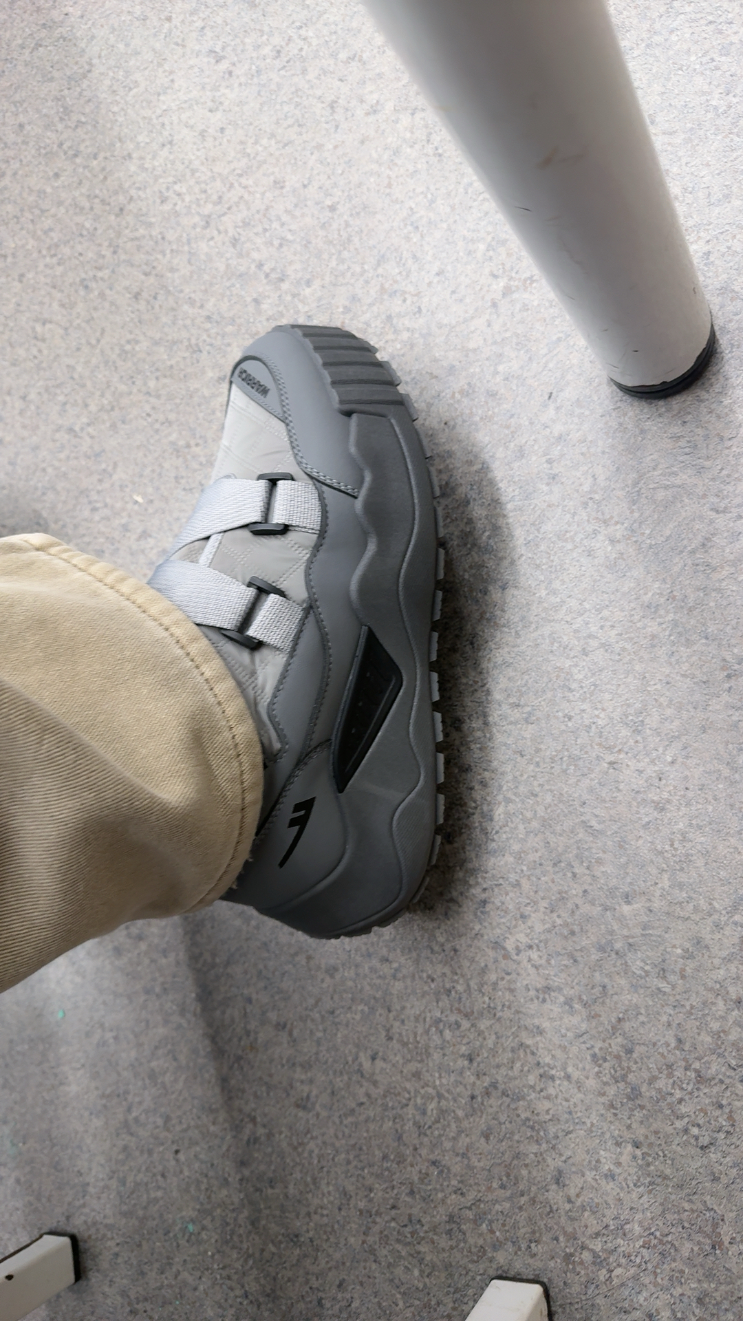 custom review-Warrior Теплоизоляционные Устойчивые к Износу Короткие Сноубутсы Мужские Серые