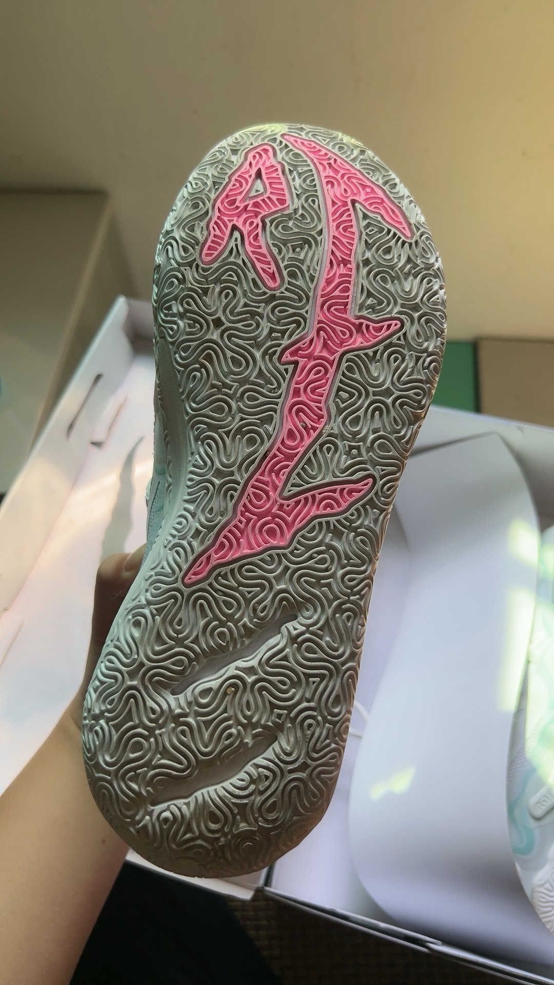 custom review-PUMA LaMelo Ball MB.03 Iridescent