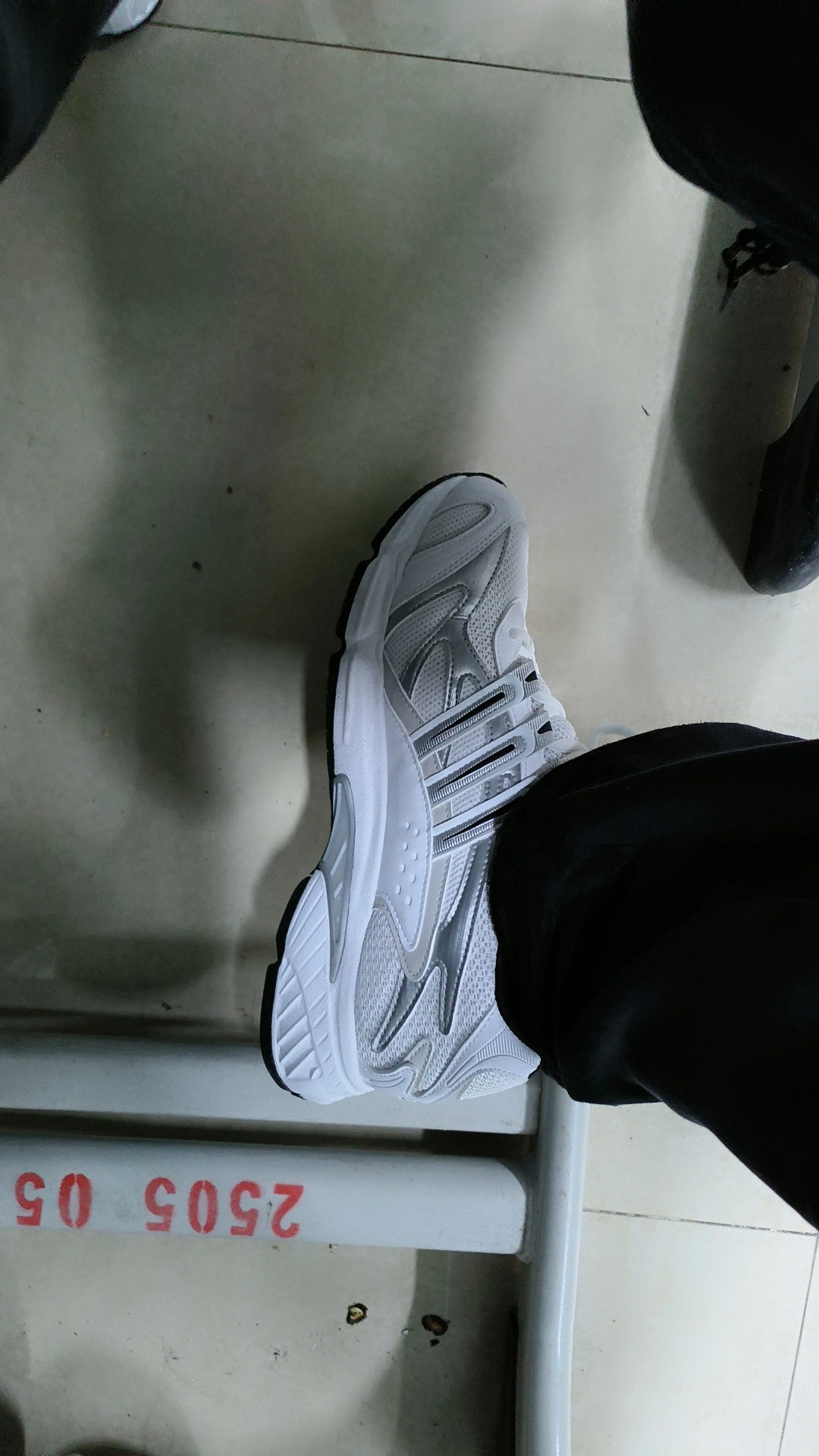 custom review-Adidas Temper Run 2,0 Low Топ Повседневная обувь Унисекс Белый Черный