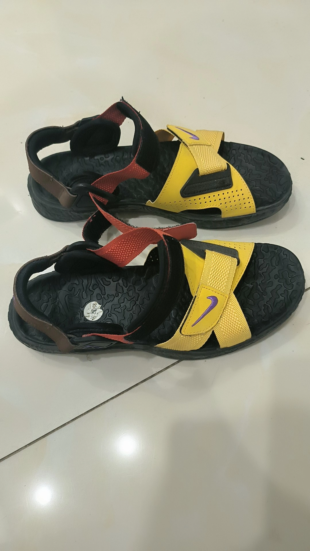 custom review-Nike ACG Deschutz Пляжные сандалии Унисекс Желтый Черный