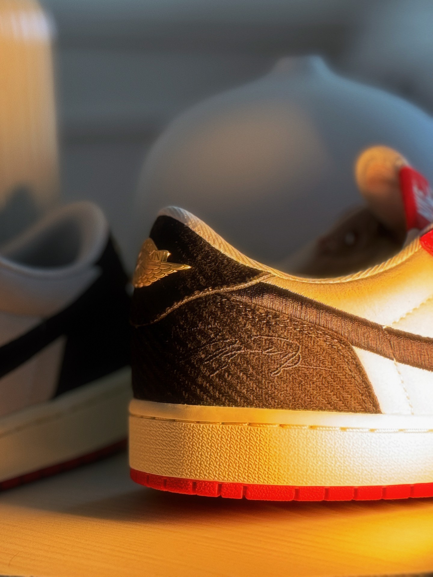 custom review-Jordan 1 Retro Low OG Trophy Room 'Away'