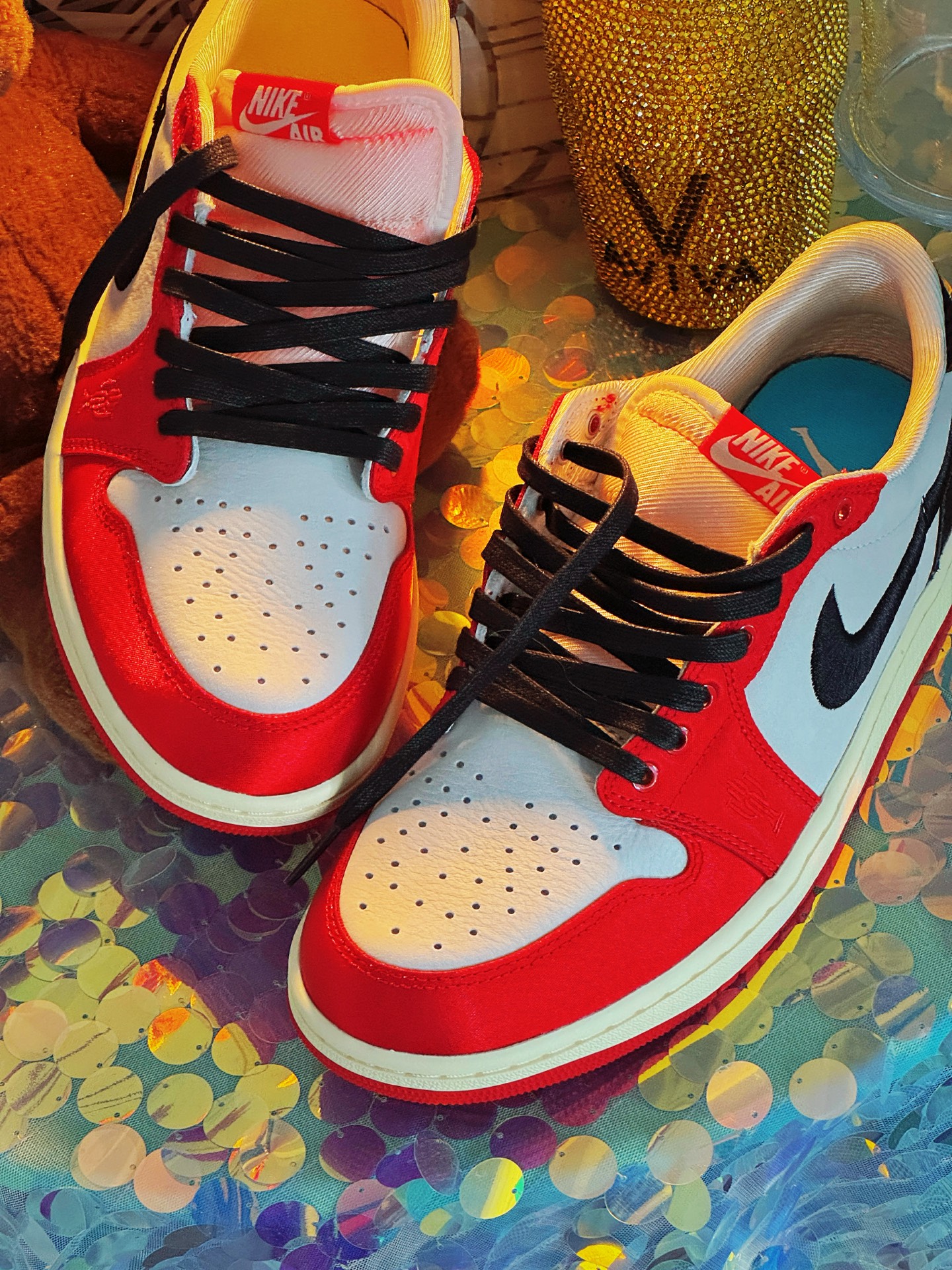 custom review-Jordan 1 Retro Low OG Trophy Room 'Away'