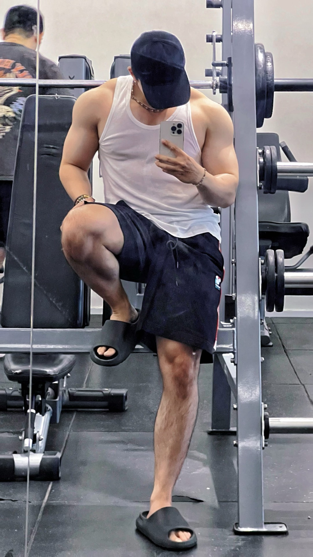 健身暑期冲刺 #健身激励计划 
#夏日清爽感穿搭 #背心搭配指南