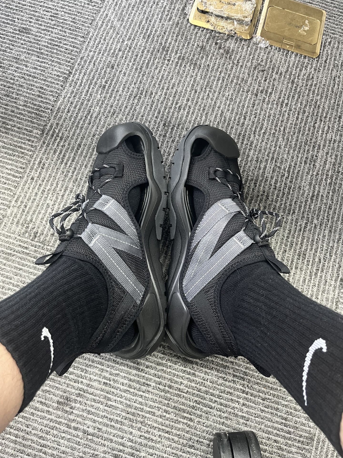 custom review-New Balance 4205 Коллекция Пляжные сандалии Унисекс Черные