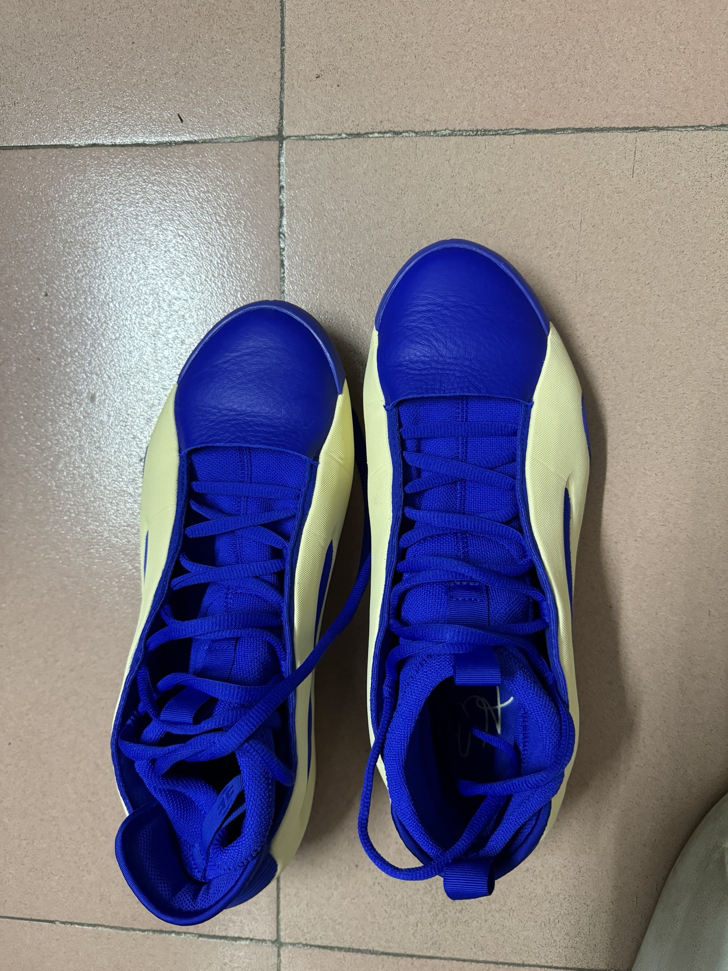custom review-Adidas Harden Vol. 8 'Blue Fusion'