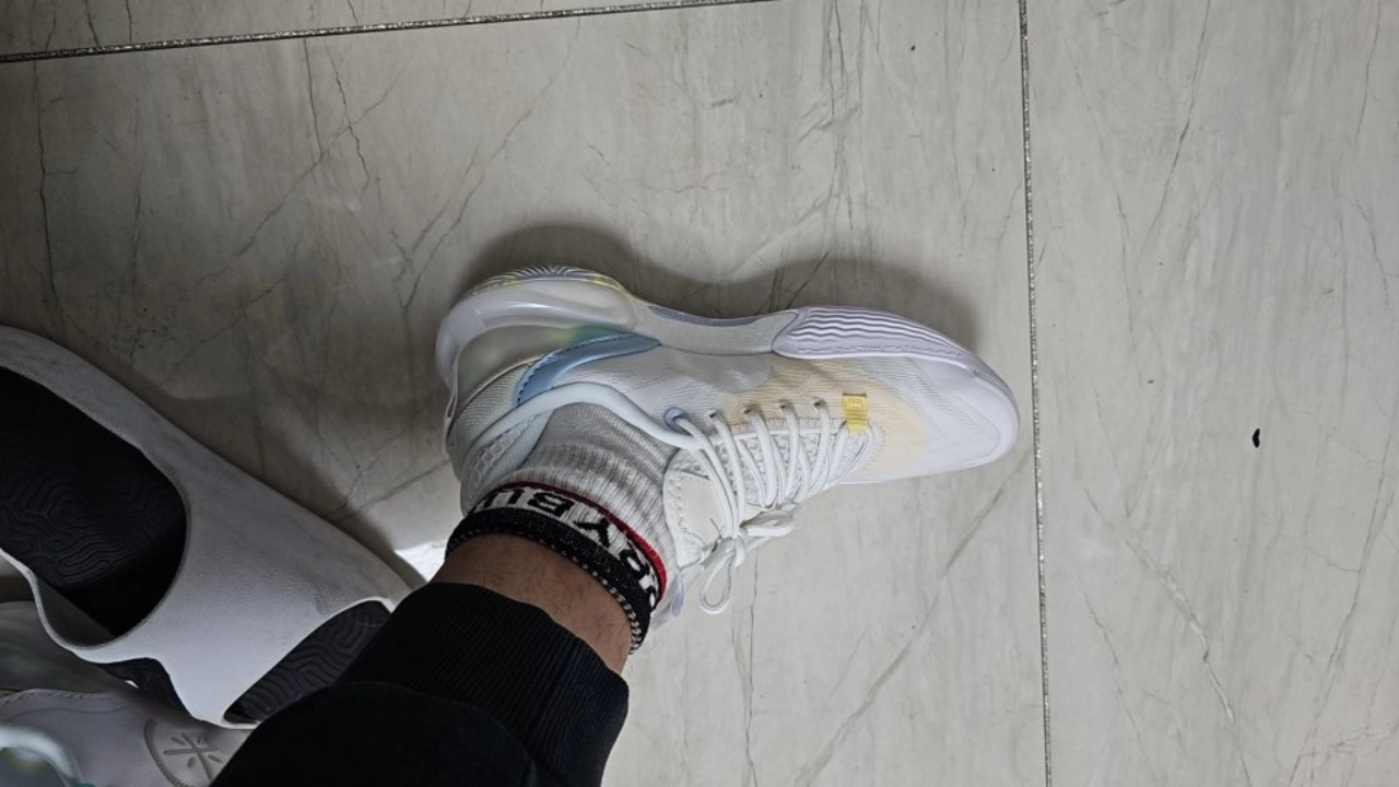 custom review-LINING All City 12 Basketball Shoes Men's Low Top Standard White