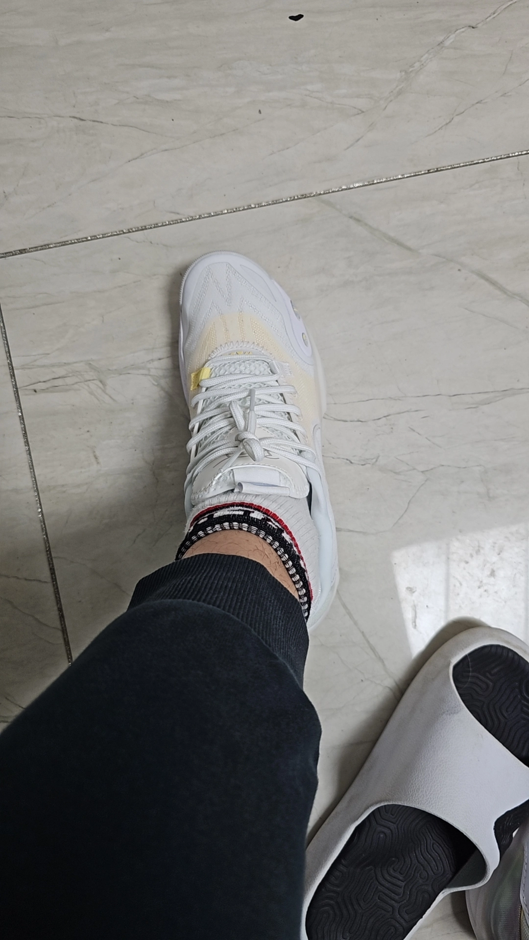 custom review-LINING All City 12 Basketball Shoes Men's Low Top Standard White