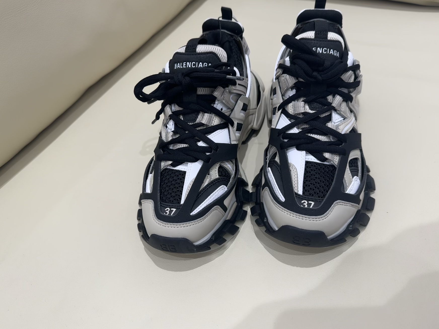 Копии сумок из натуральной кожи-balencigatrack [Ро