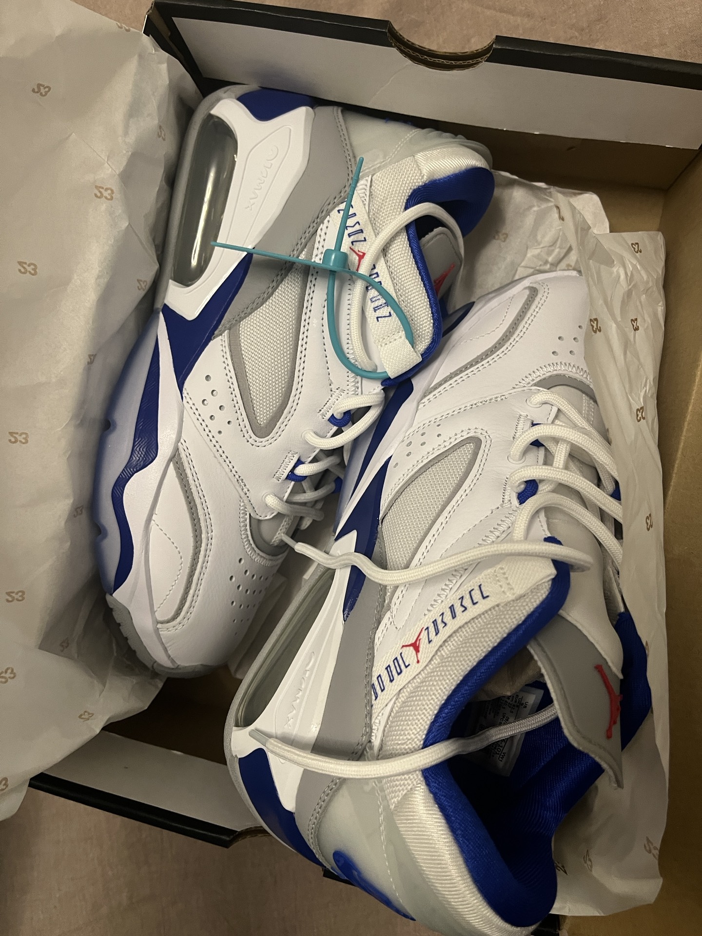 custom review-Джордан Point Lane Амортизация Устойчивость к истиранию Покрытие устойчивое к царапинам Низкий топ Повседневный Мужской Белый Серый Синий