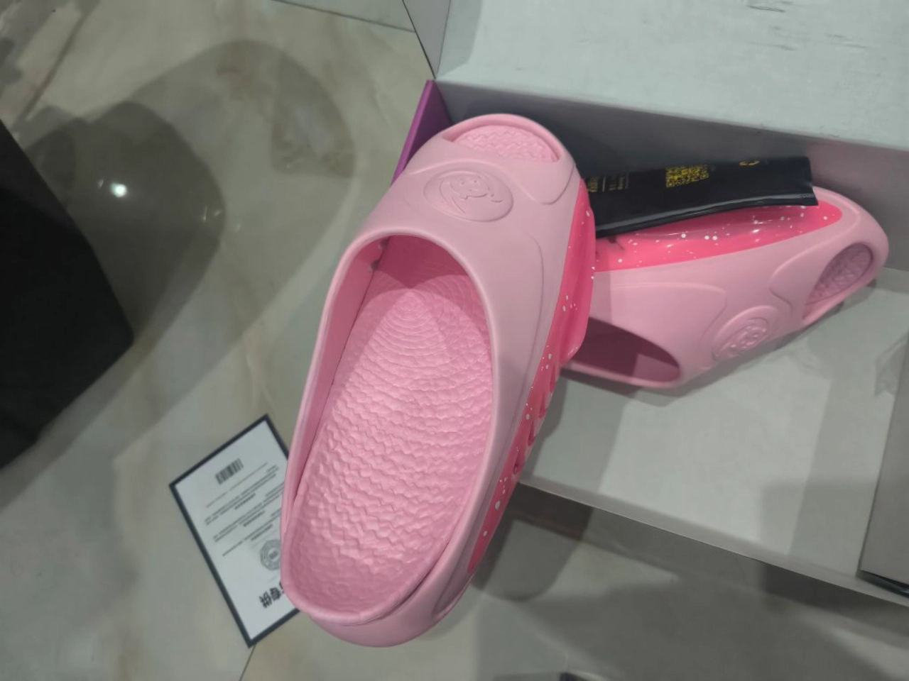 custom review-RIGORER Shark Slip-resistant Odor-resistant Abrasion-resistant Шлепанцы Унисекс Розовый