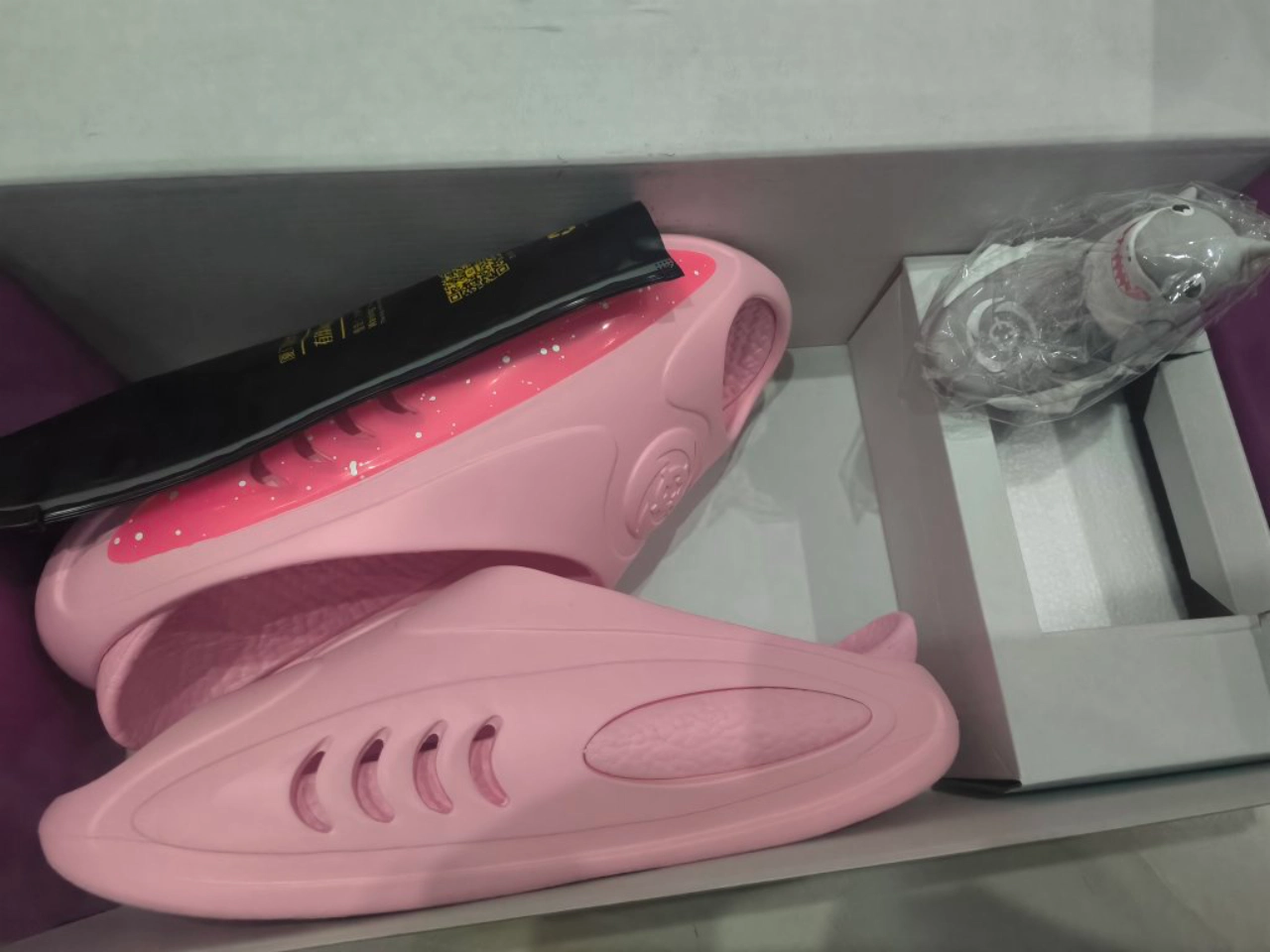 custom review-RIGORER Shark Slip-resistant Odor-resistant Abrasion-resistant Шлепанцы Унисекс Розовый