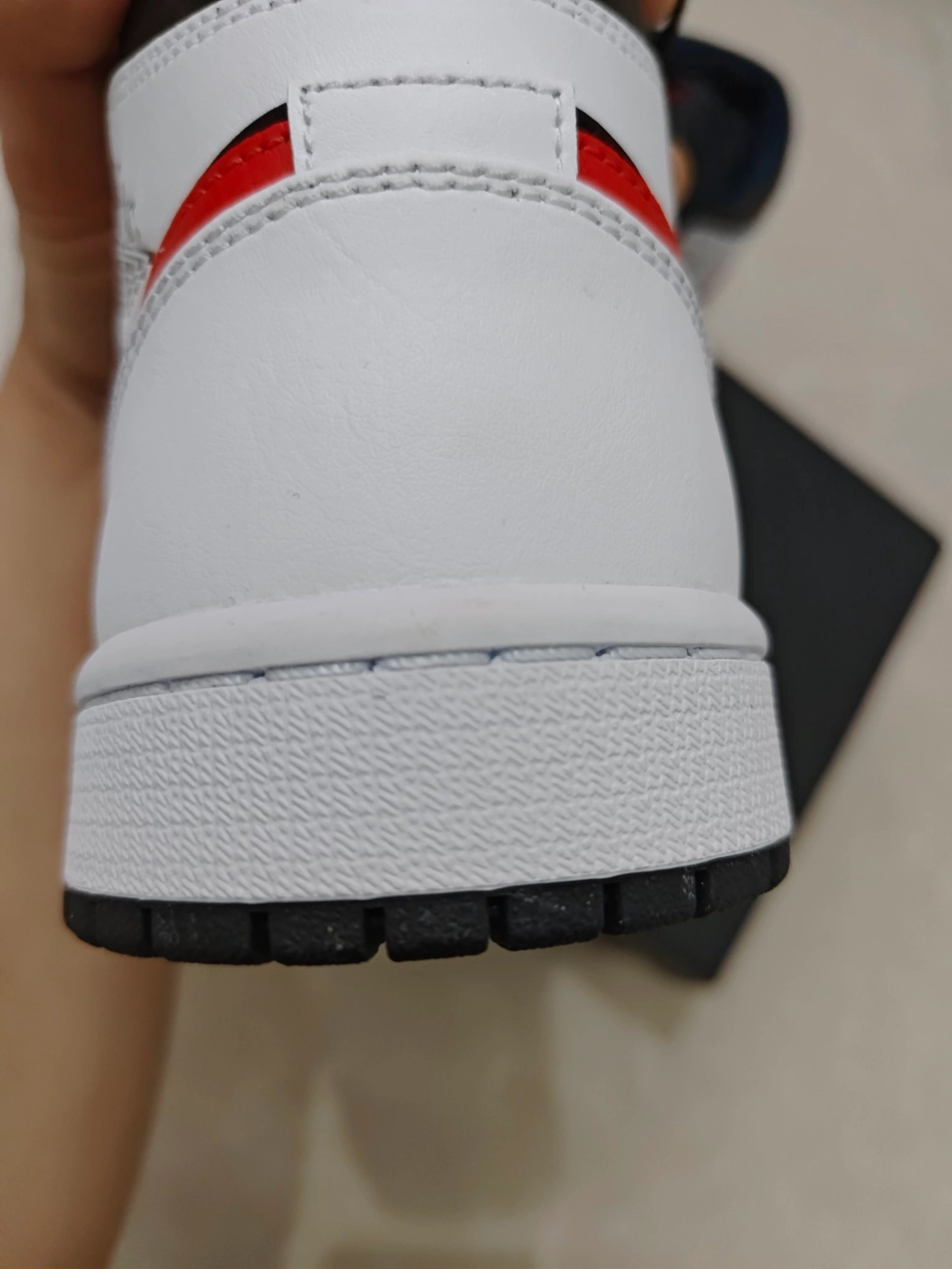 custom review-Jordan Air Jordan 1 MID Топ Винтажные баскетбольные кроссовки Унисекс Черный Белый Красный