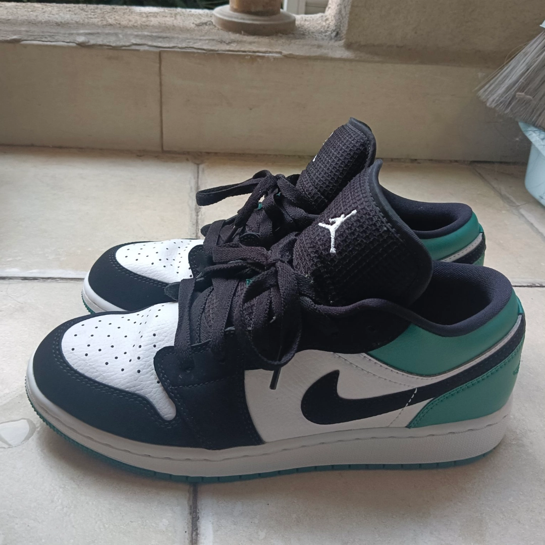 custom review-Jordan Air Jordan 1 Vintage Basketball Shoes GS