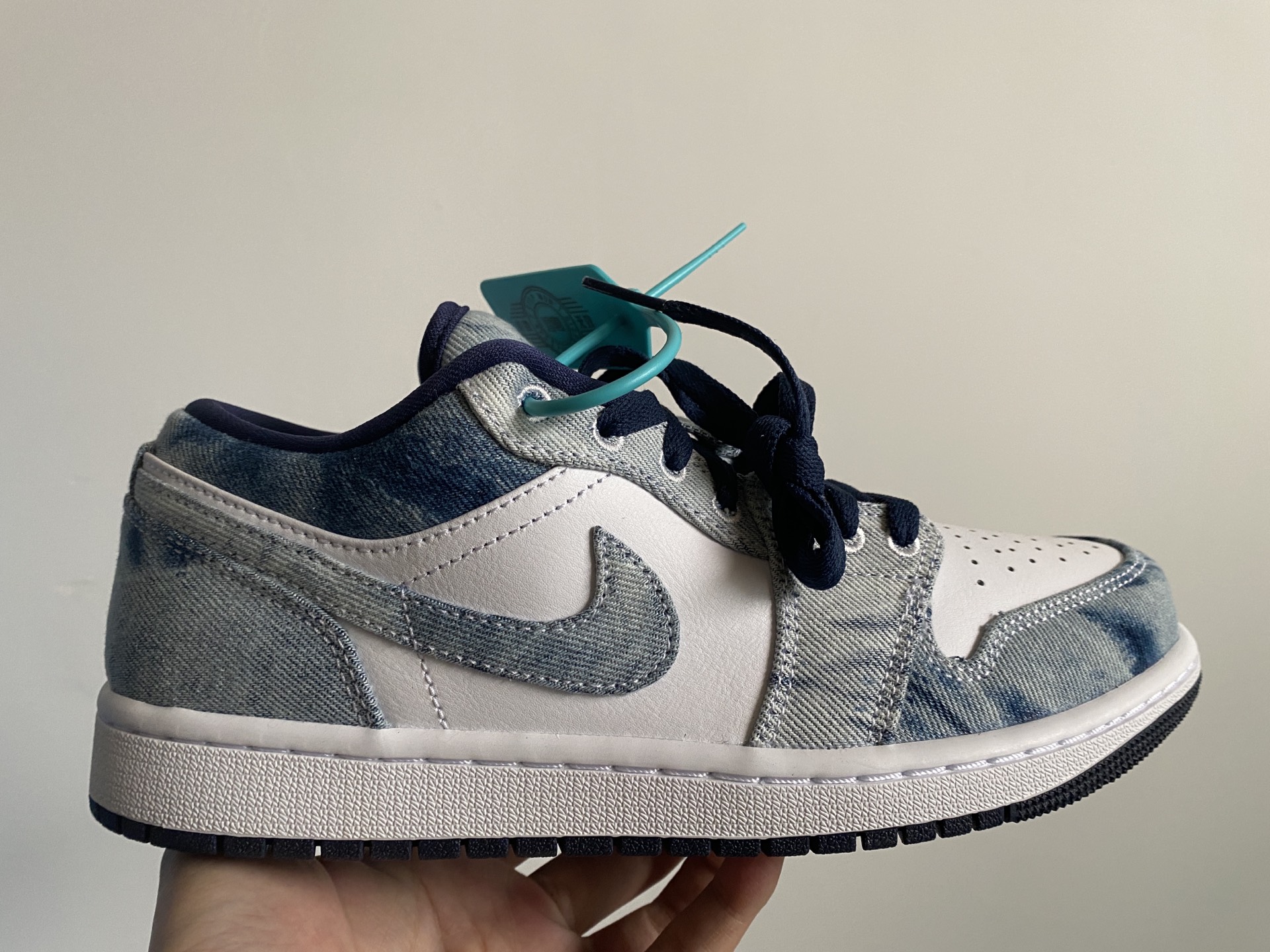 custom review-JORDAN 1 Low Washed Denim