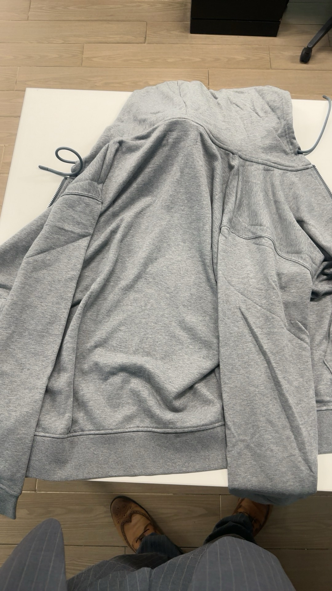 custom review-Jordan Essentials Толстовка Мужская Серого цвета