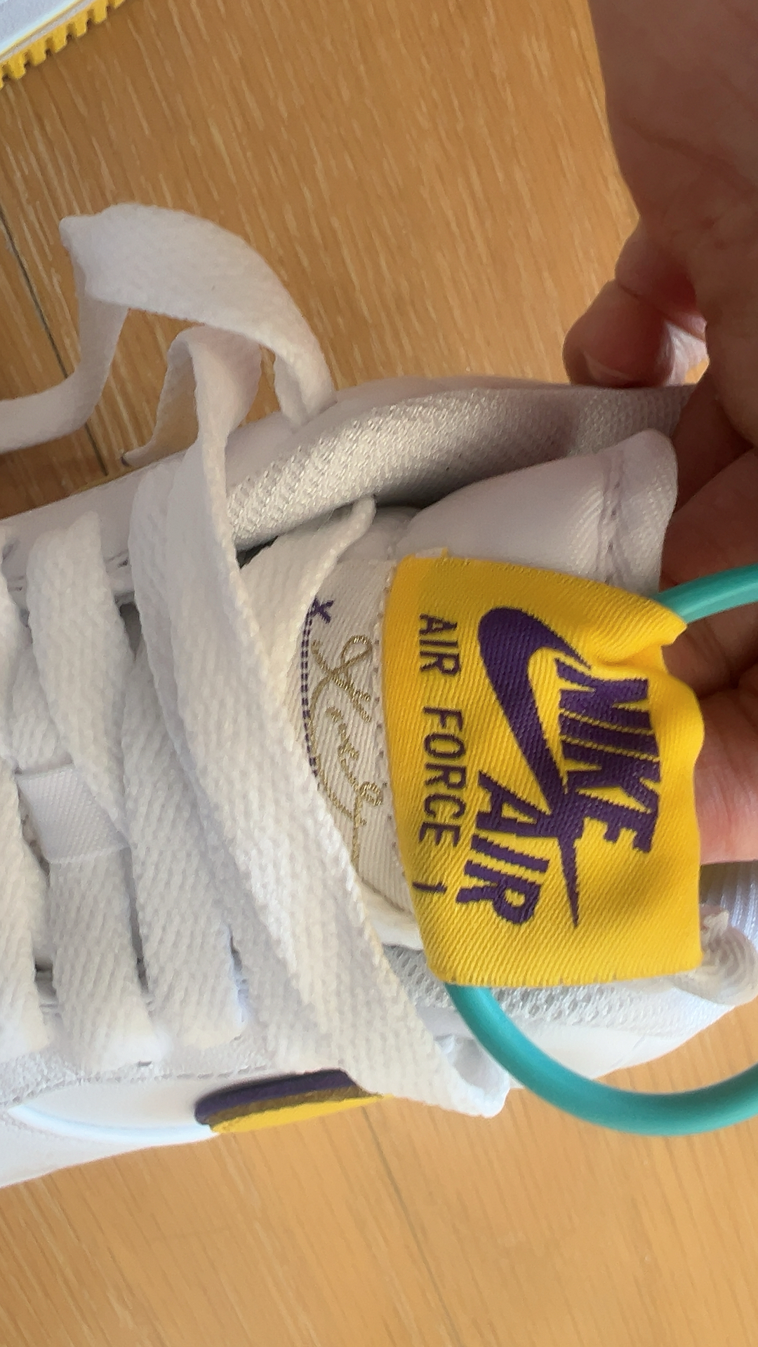 custom review-Kobe Bryant X Nike Air Force 1 Retro QS
