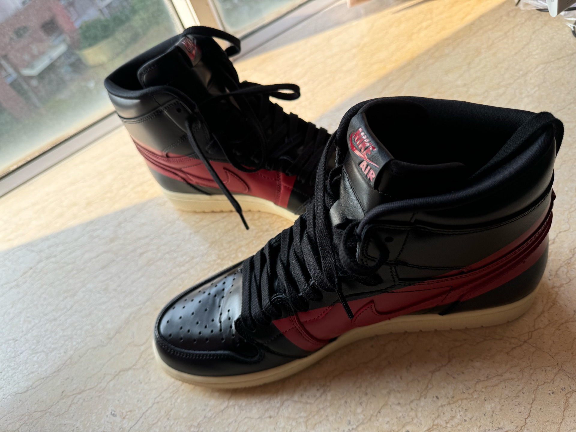 custom review-Jordan Air Jordan 1 Defiant 'Couture' Banned Theme High Топ Винтажные баскетбольные кроссовки Мужской Красный черный Выпуск 2019 года