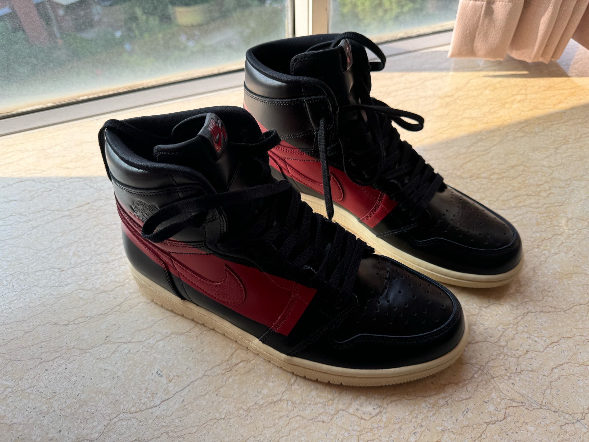 custom review-Jordan Air Jordan 1 Defiant 'Couture' Banned Theme High Топ Винтажные баскетбольные кроссовки Мужской Красный черный Выпуск 2019 года