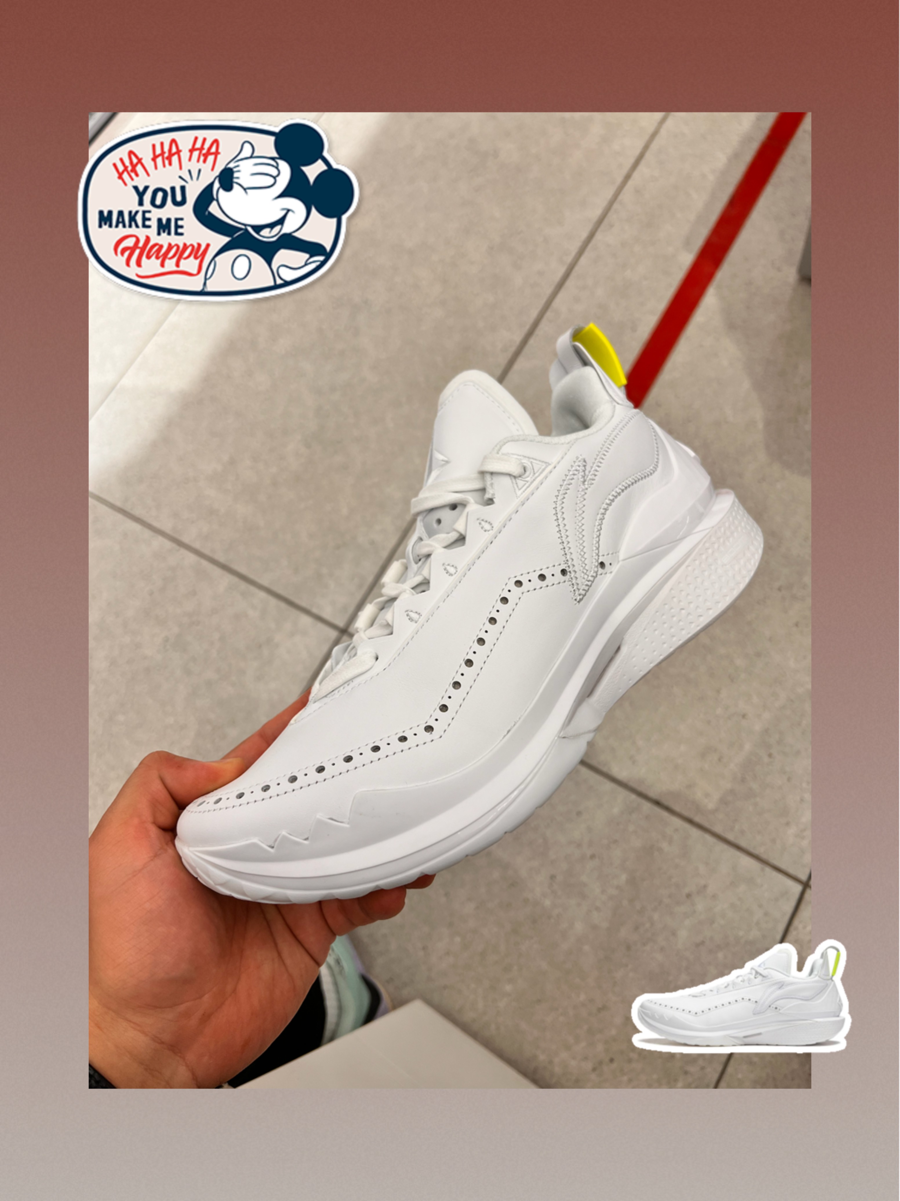 我个人认为没有42丝的延展性,但是休闲上还是小白鞋的百搭感[装到了