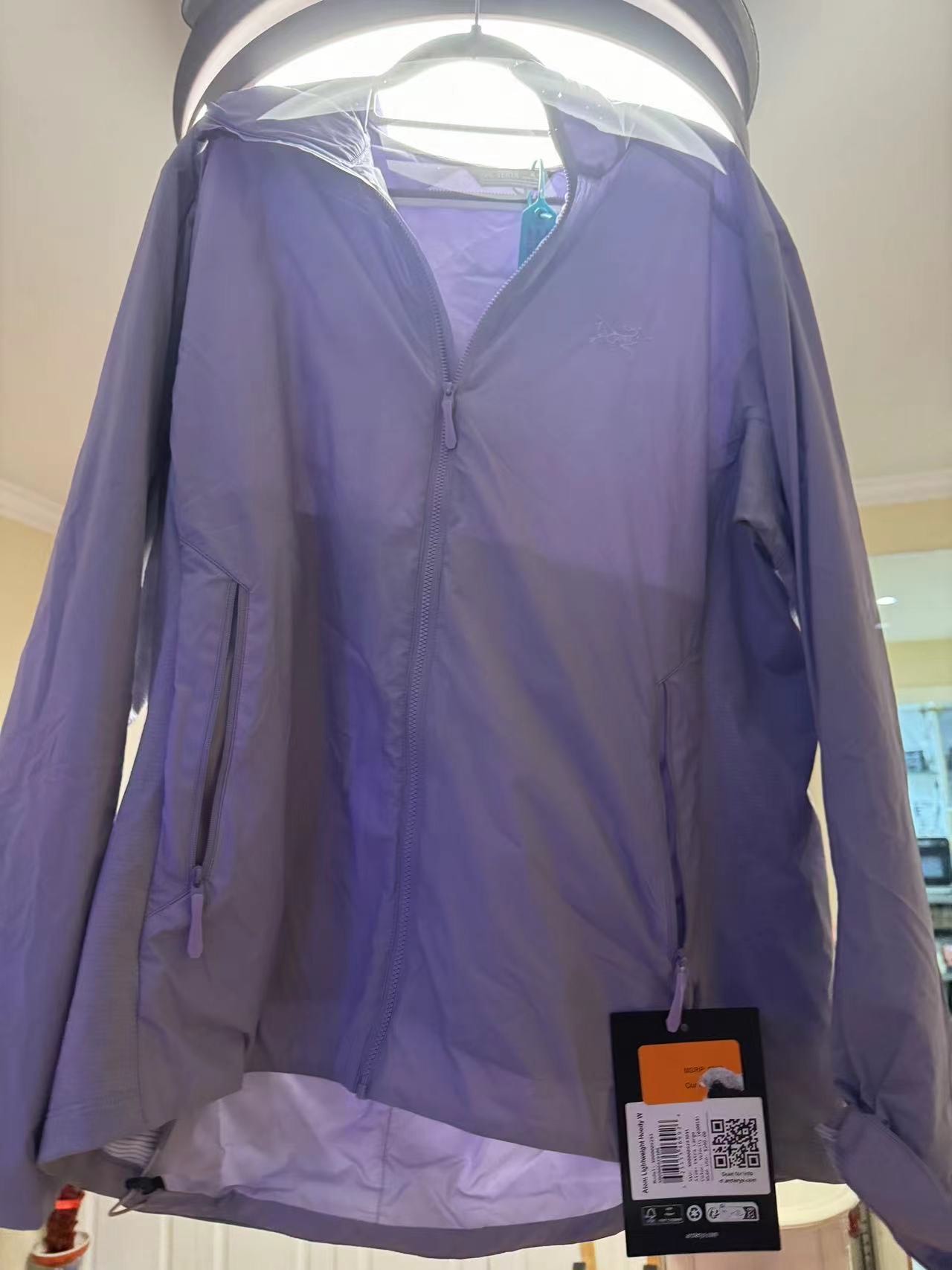 custom review-Arcteryx ATOM LIGHTWEIGHT HOODY Пуховая куртка Женская