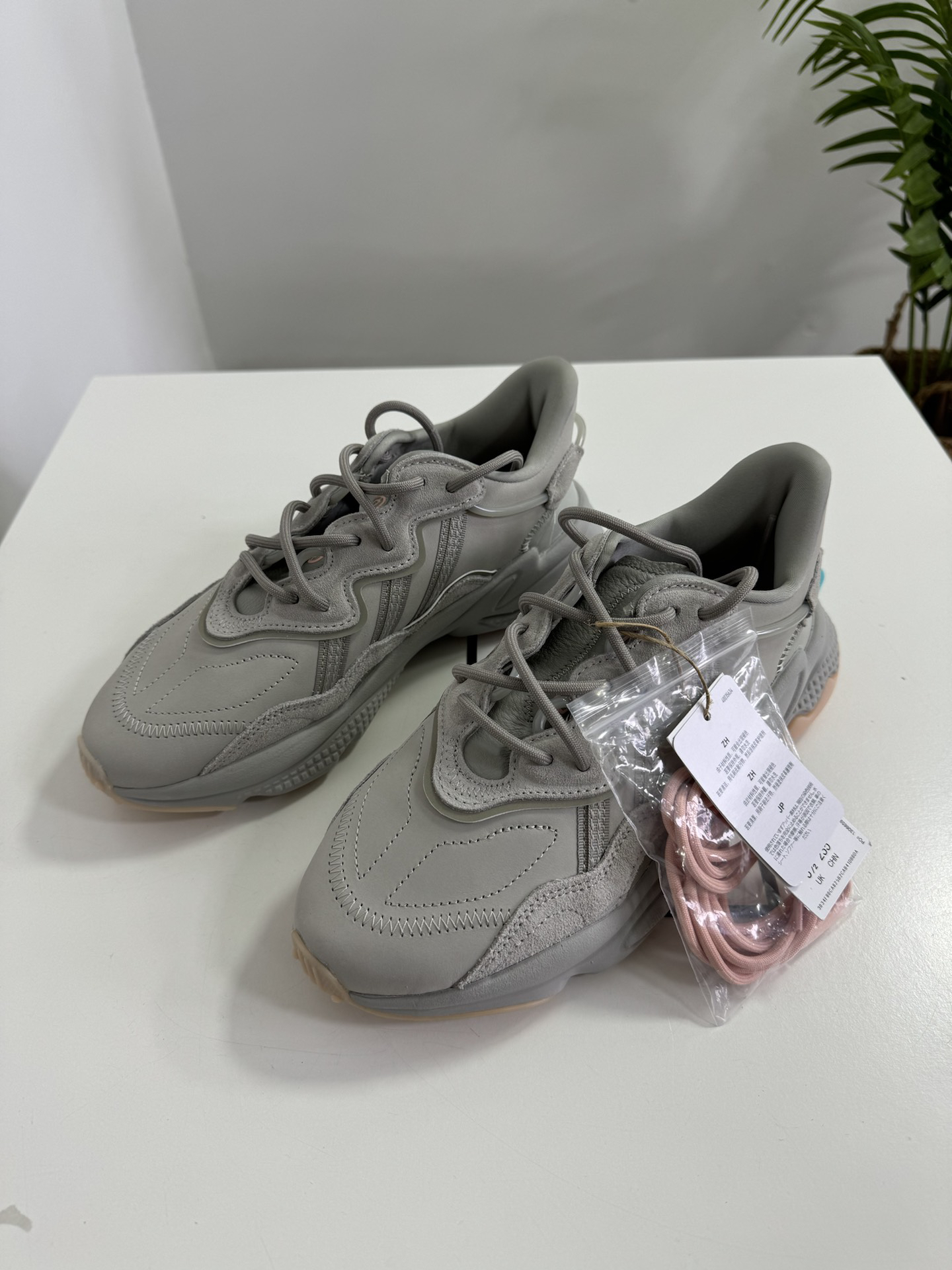 custom review-Adidas Originals Ozweego Slip-resistant Low Top Повседневная обувь Унисекс Серый Розовый