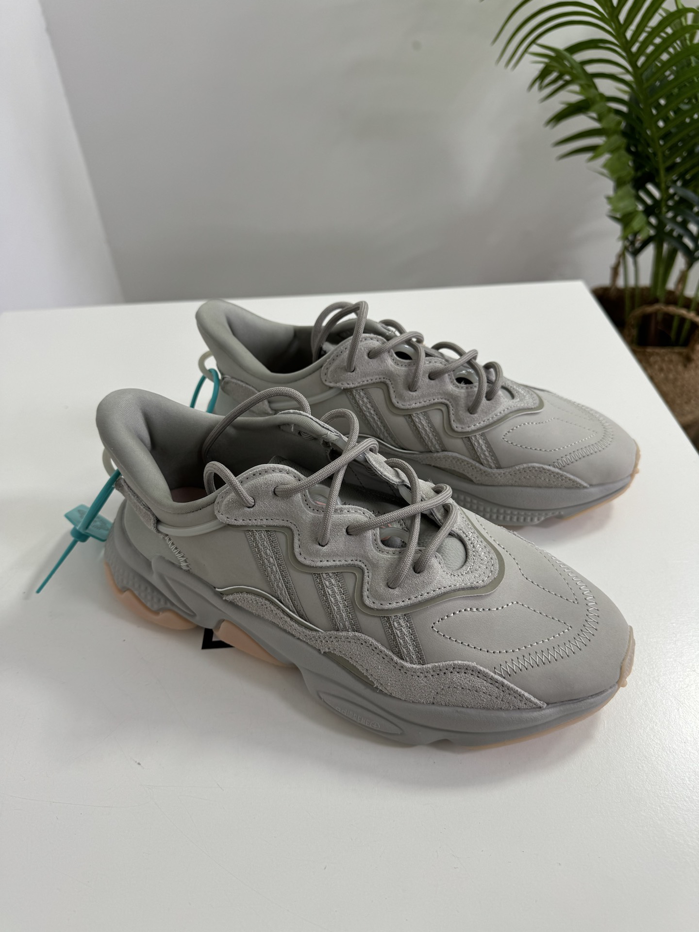 custom review-Adidas Originals Ozweego Slip-resistant Low Top Повседневная обувь Унисекс Серый Розовый