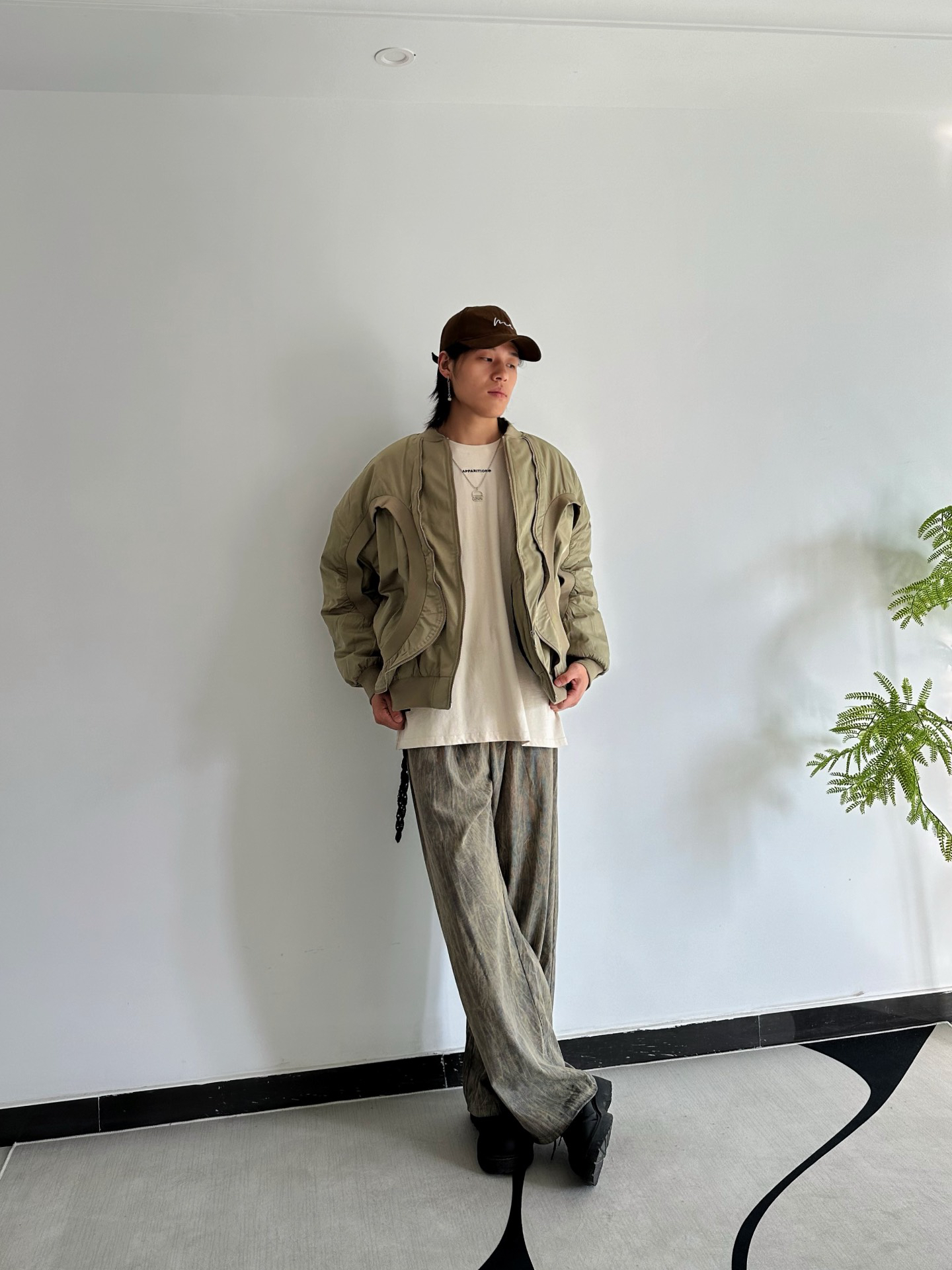 芥末绿的层次感夹克 泰酷辣!