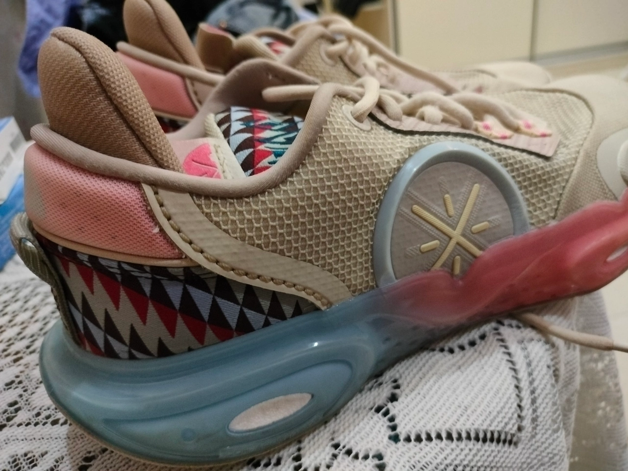 custom review-LiNing All City 12 Slip Resistant Low Top BOOM Technology Basketball Shoes Men's Beige