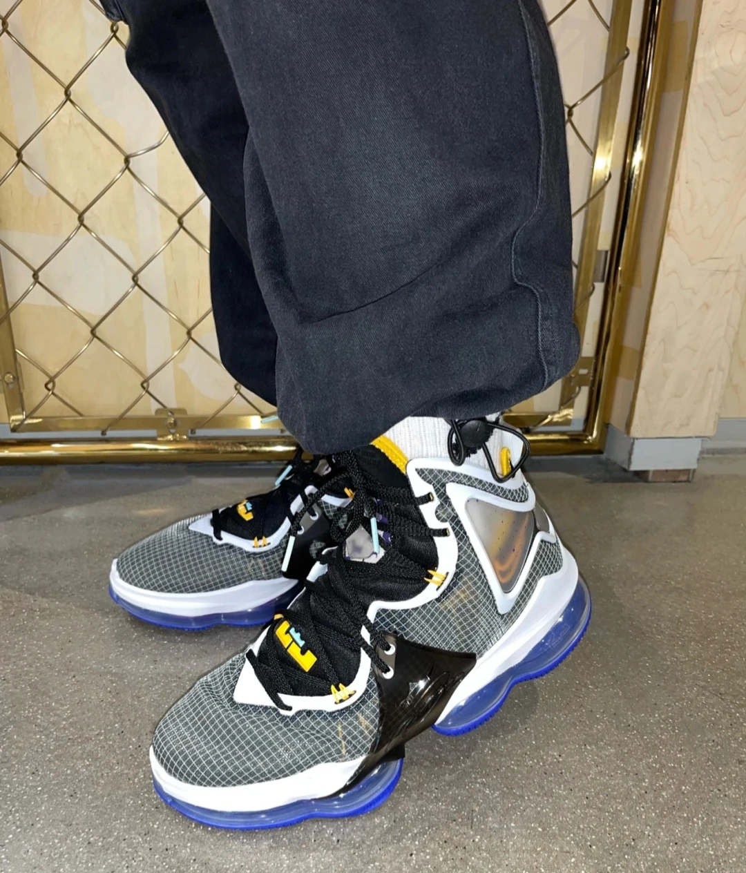 詹姆斯19代上脚初体验,配置拉满