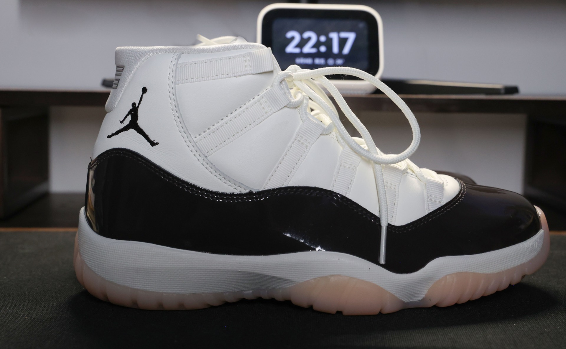custom review-Jordan 11 Retro Neapolitan Women's
