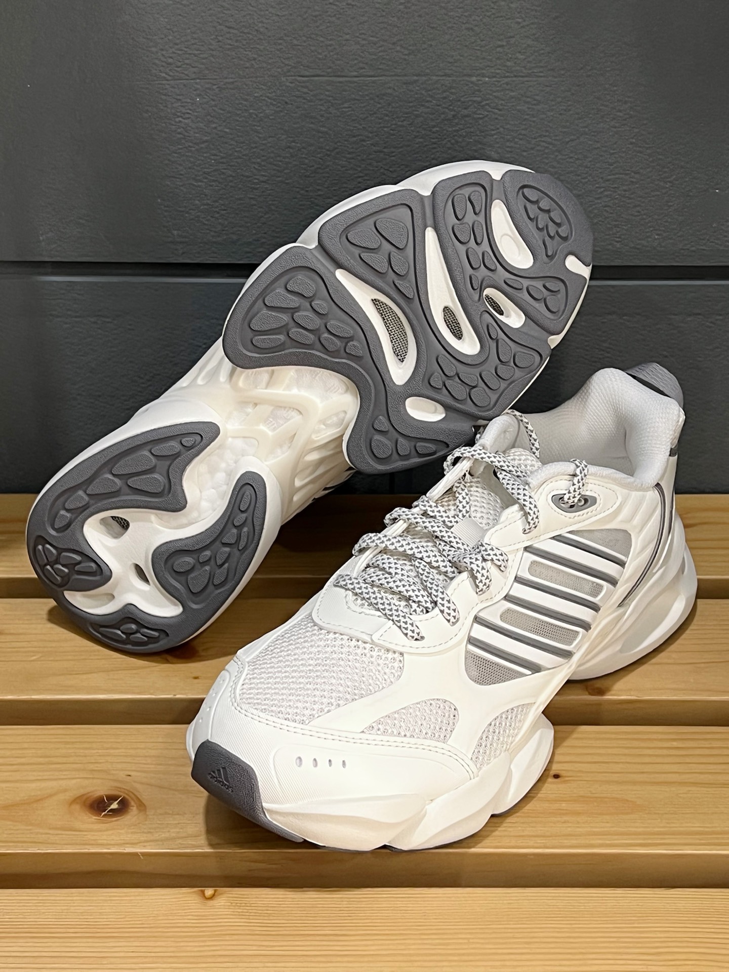 阿迪达斯夏日清风鞋