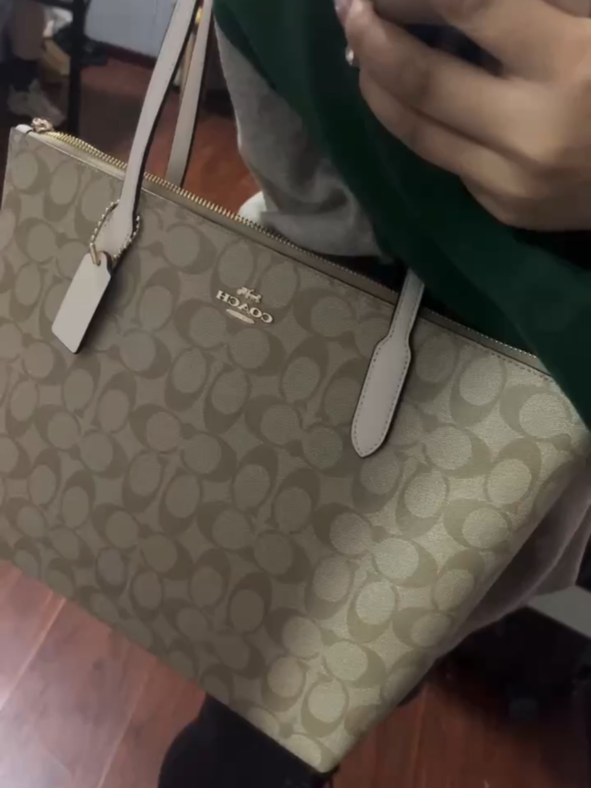 custom review-COACH Zip Top Tote PVC Тоут Сумка Сумка для покупок Сумка Сумка через плечо Средняя Женская Белая и Коричневая Монограмма